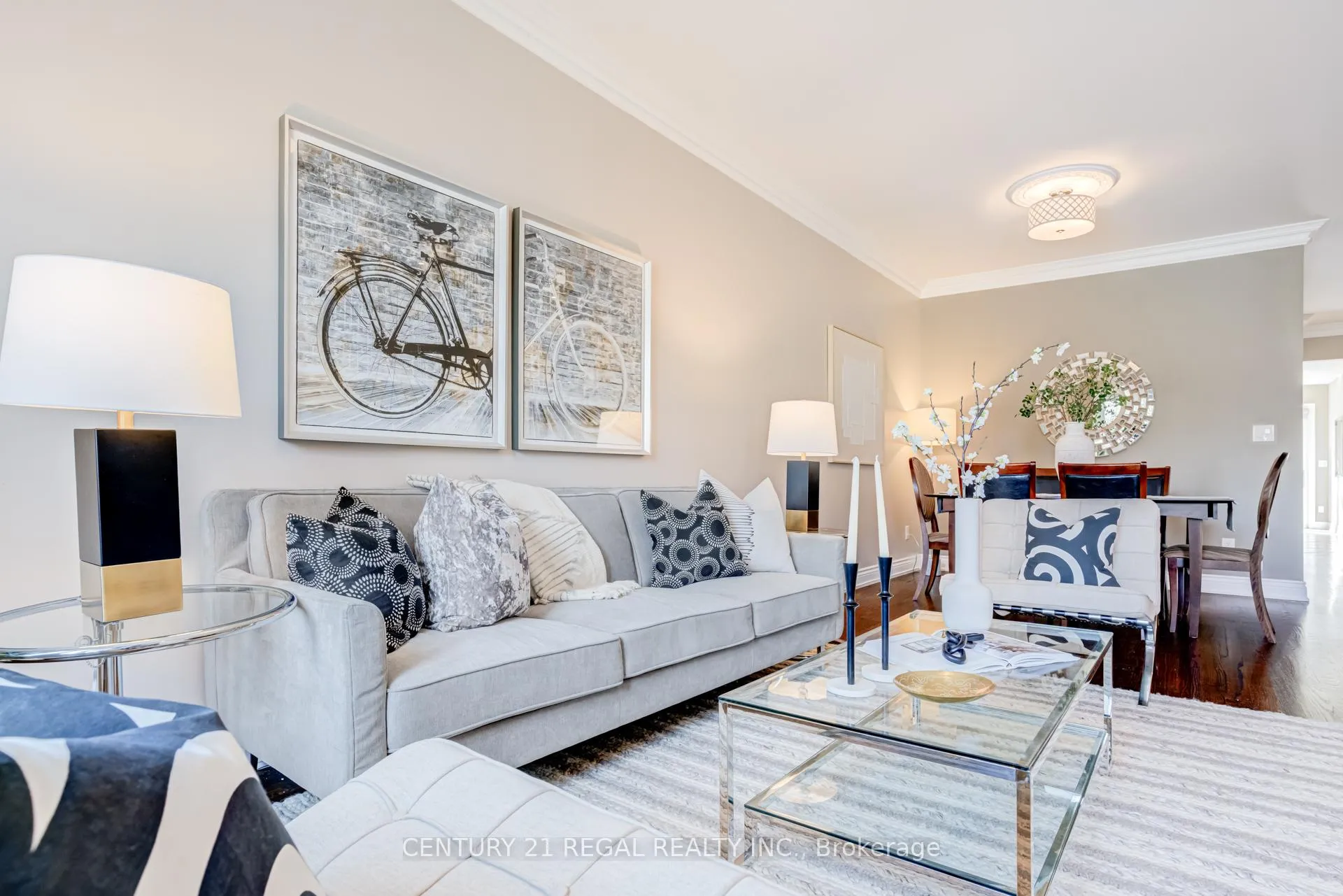 Photo 9 of 524A Mcroberts Avenue, Toronto, Caledonia-Fairbank — HOMEH