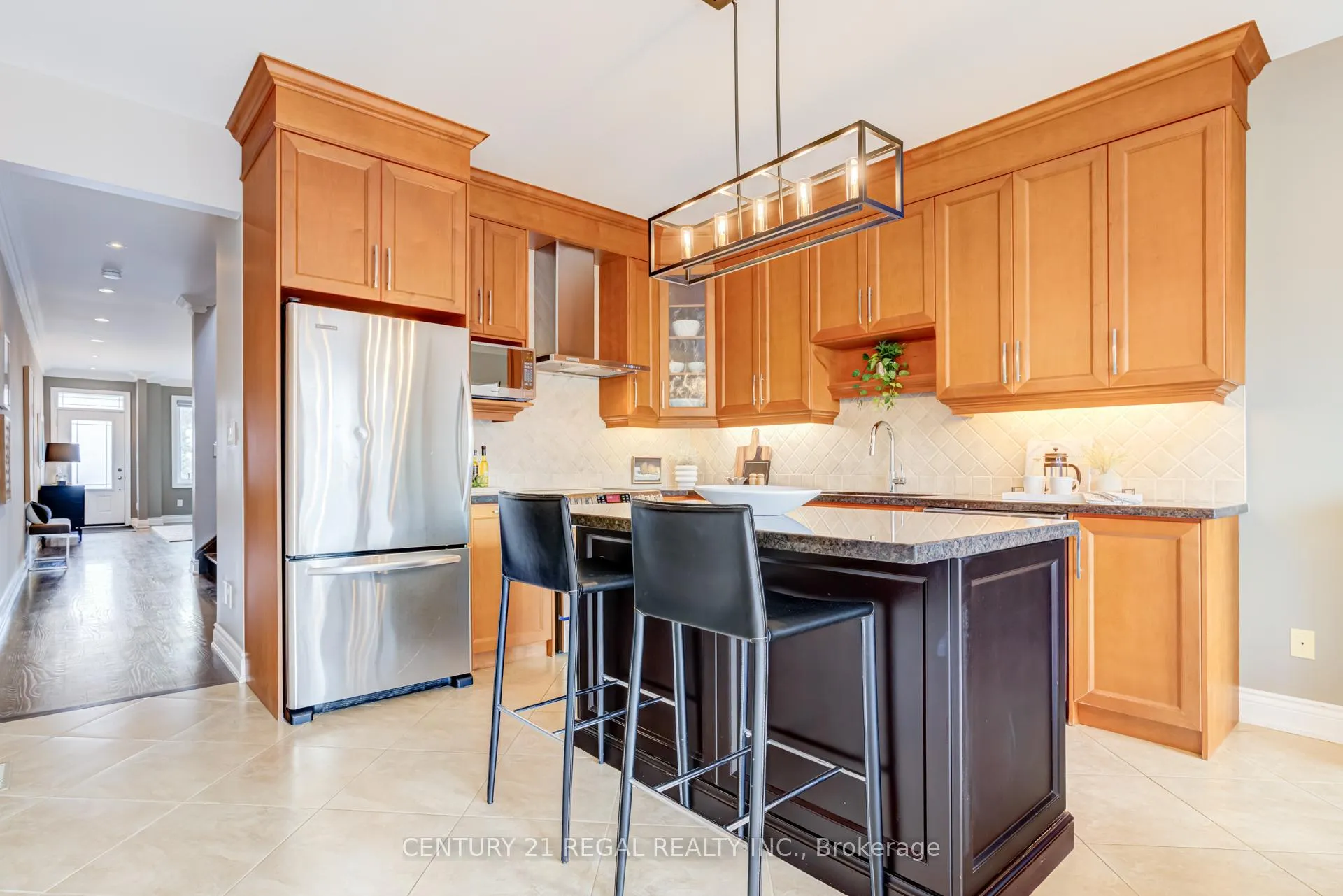 Photo 13 of 524A Mcroberts Avenue, Toronto, Caledonia-Fairbank — HOMEH