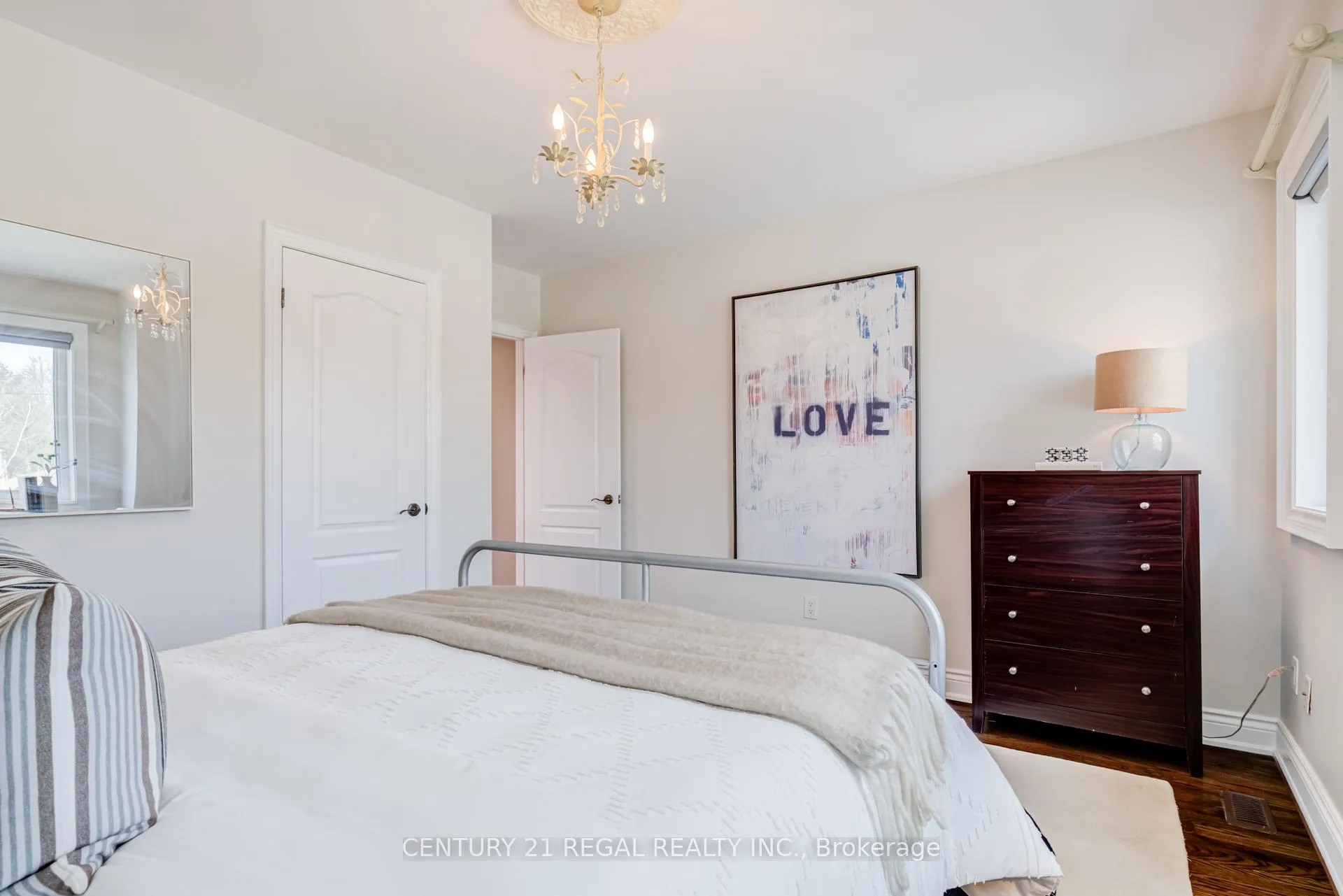 Photo 28 of 524A Mcroberts Avenue, Toronto, Caledonia-Fairbank — HOMEH