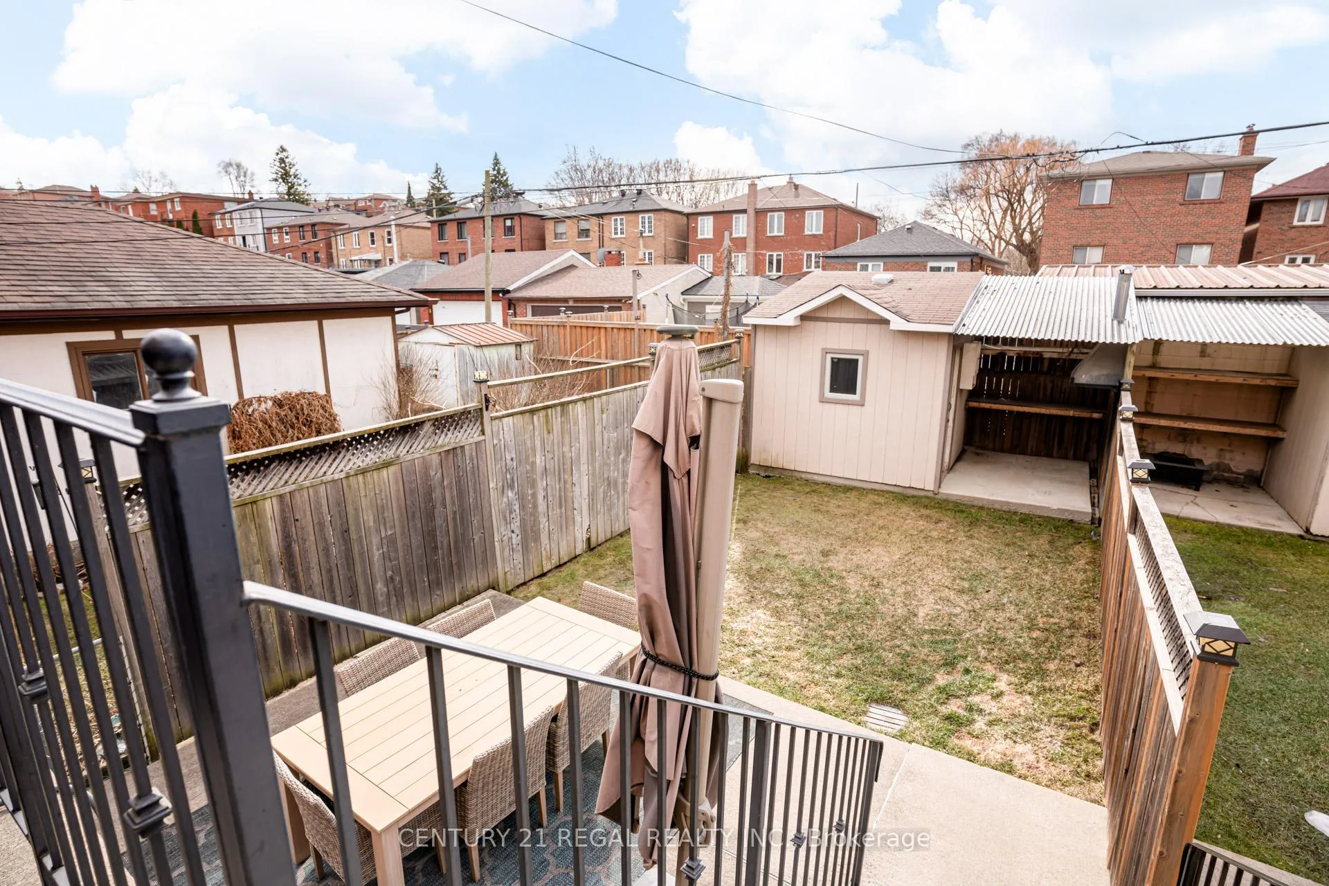 Photo 40 of 524A Mcroberts Avenue, Toronto, Caledonia-Fairbank — HOMEH