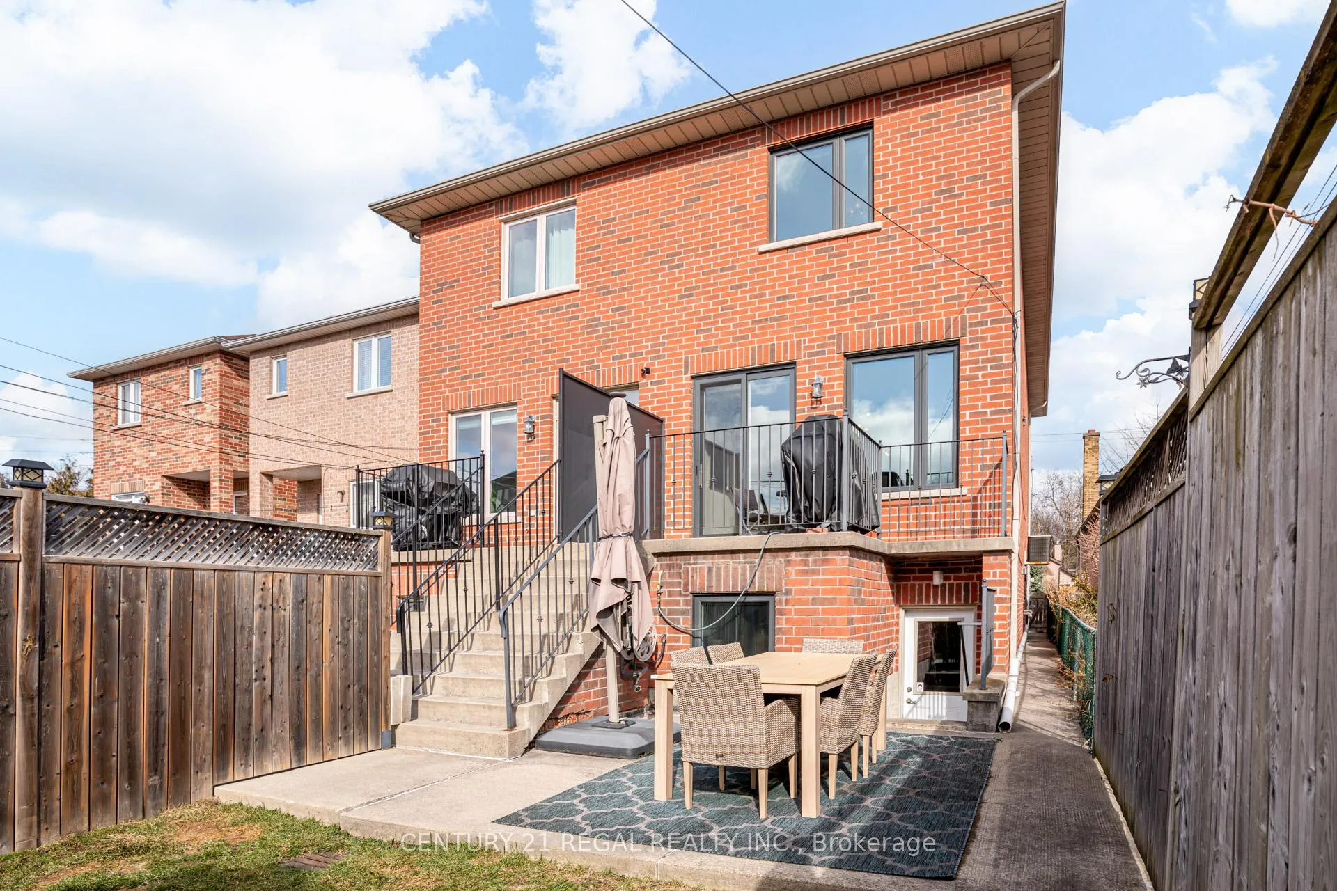 Photo 42 of 524A Mcroberts Avenue, Toronto, Caledonia-Fairbank — HOMEH