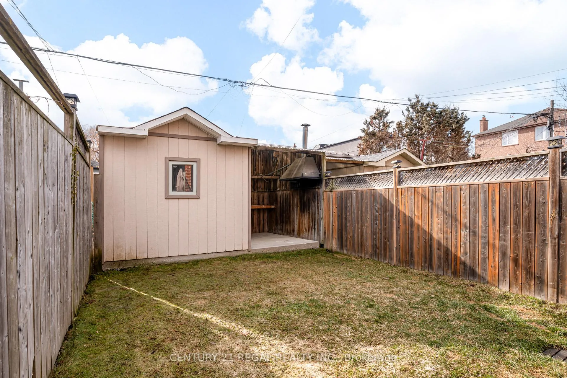 Photo 44 of 524A Mcroberts Avenue, Toronto, Caledonia-Fairbank — HOMEH