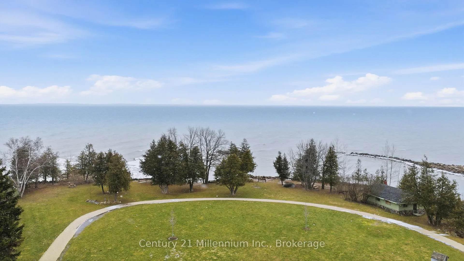 Photo 10 of Unit 4, 128 Beacon Drive, Blue Mountains — HOMEH