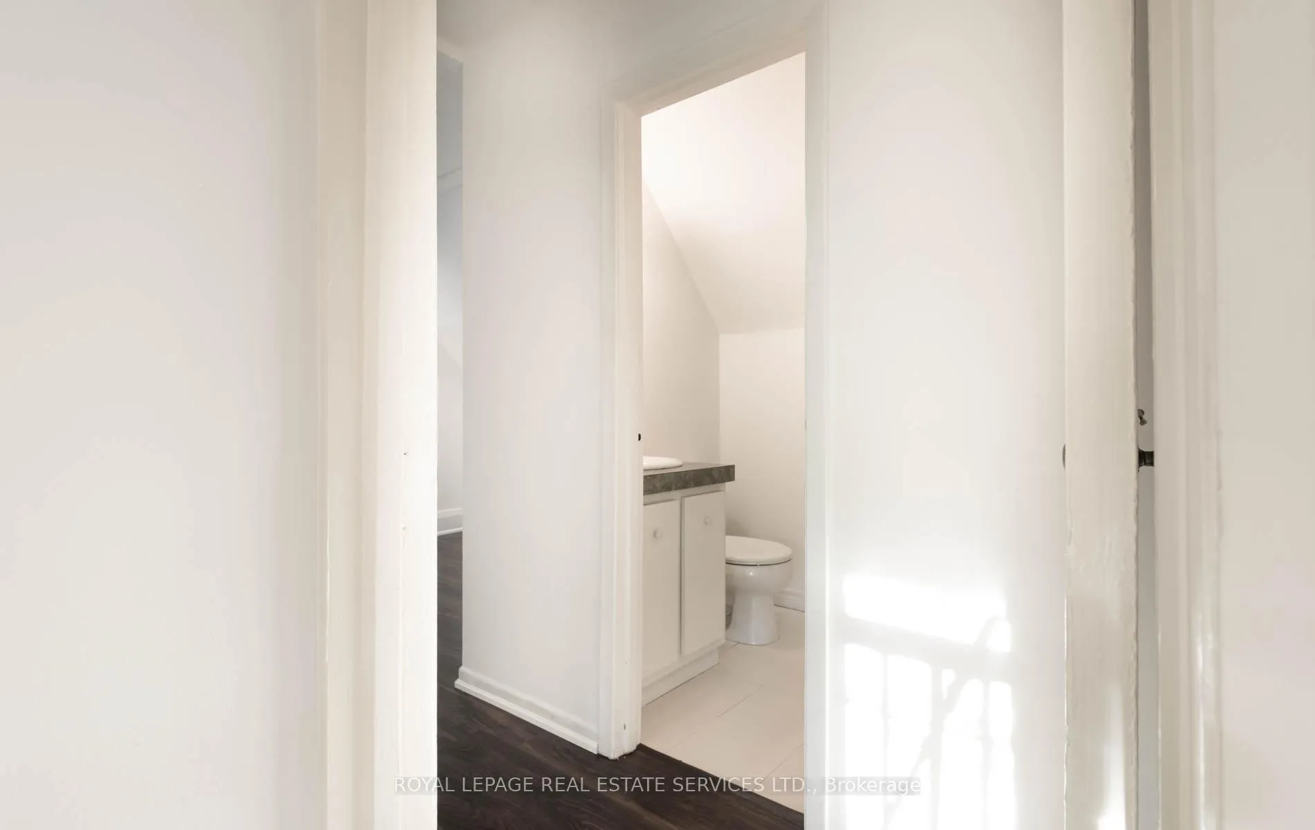 Photo 24 of 237 Glengrove Avenue W, Toronto, Lawrence Park South — HOMEH