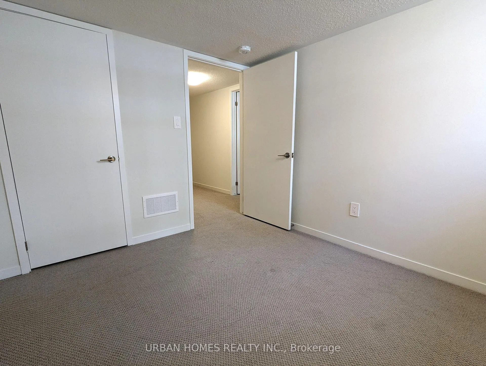 Photo 21 of Unit 65, 31 Honeycrisp Crescent, Vaughan, Vaughan Corporate Centre — HOMEH