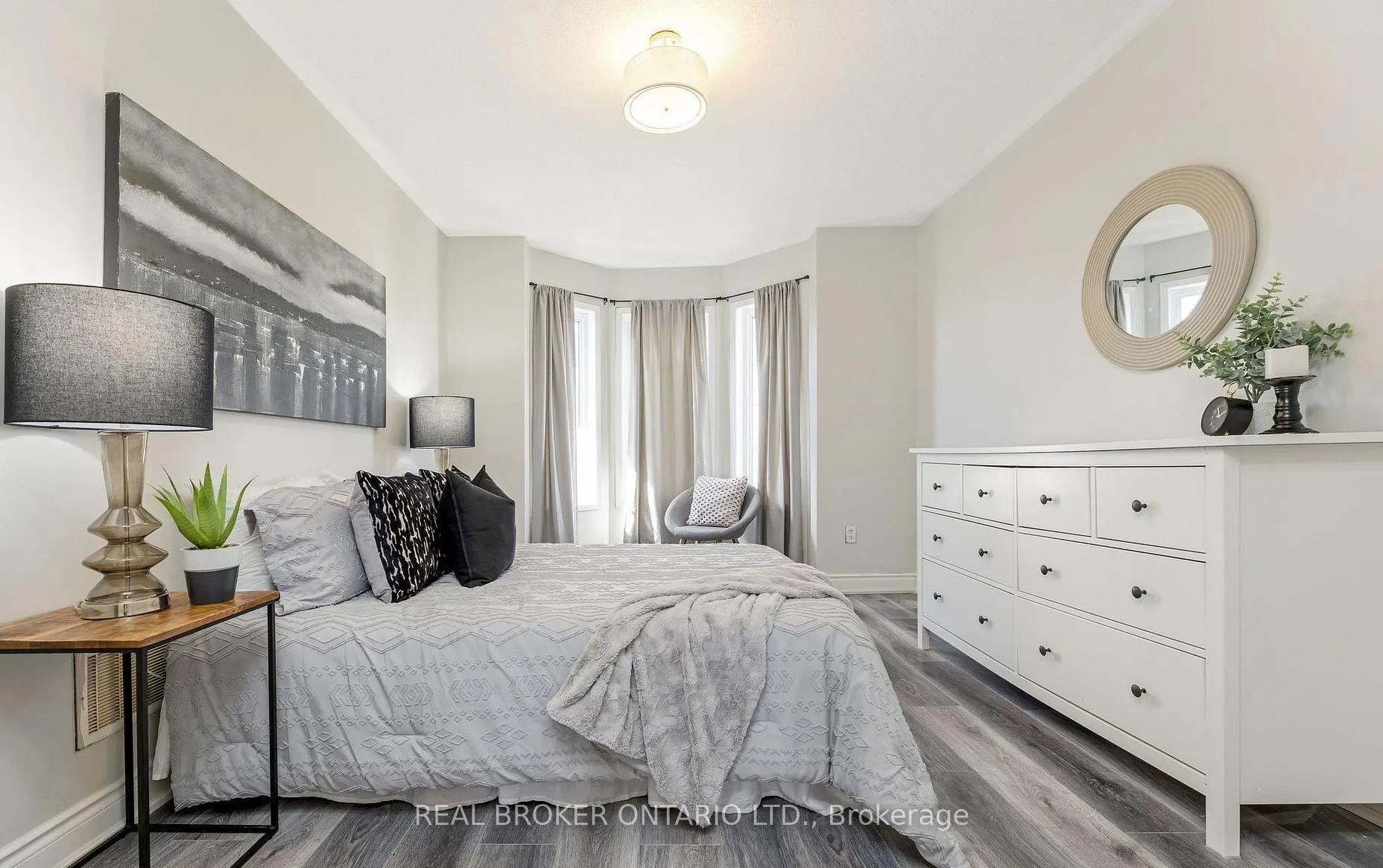 Photo 10 of 602 Yates Drive, Milton, Coates — HOMEH