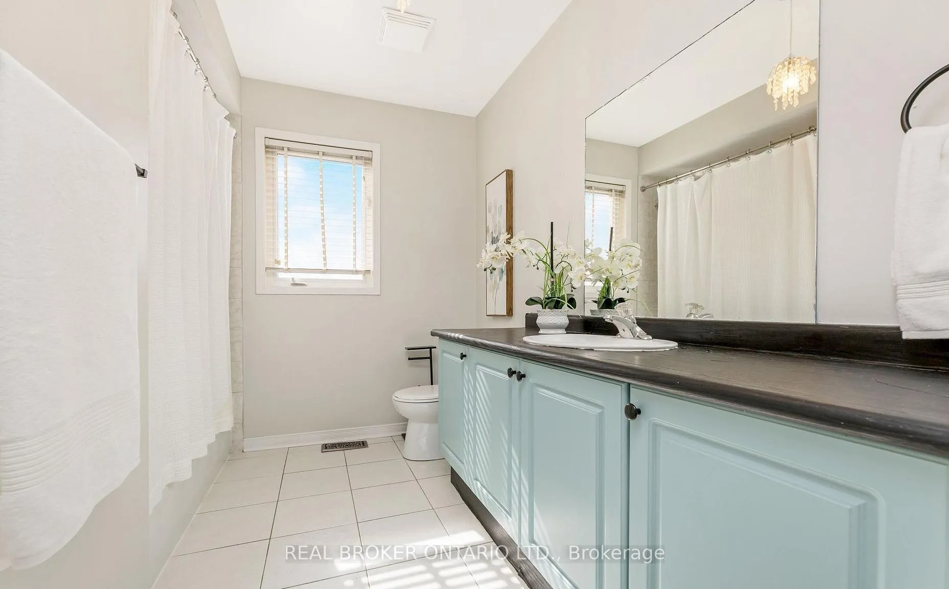 Photo 11 of 602 Yates Drive, Milton, Coates — HOMEH