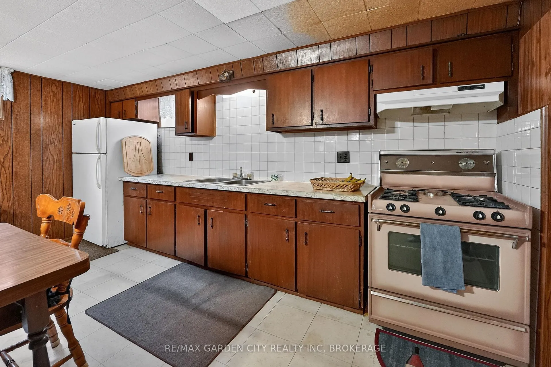 Photo 25 of 98 Golden Boulevard E, Welland, Lincoln/Crowland — HOMEH