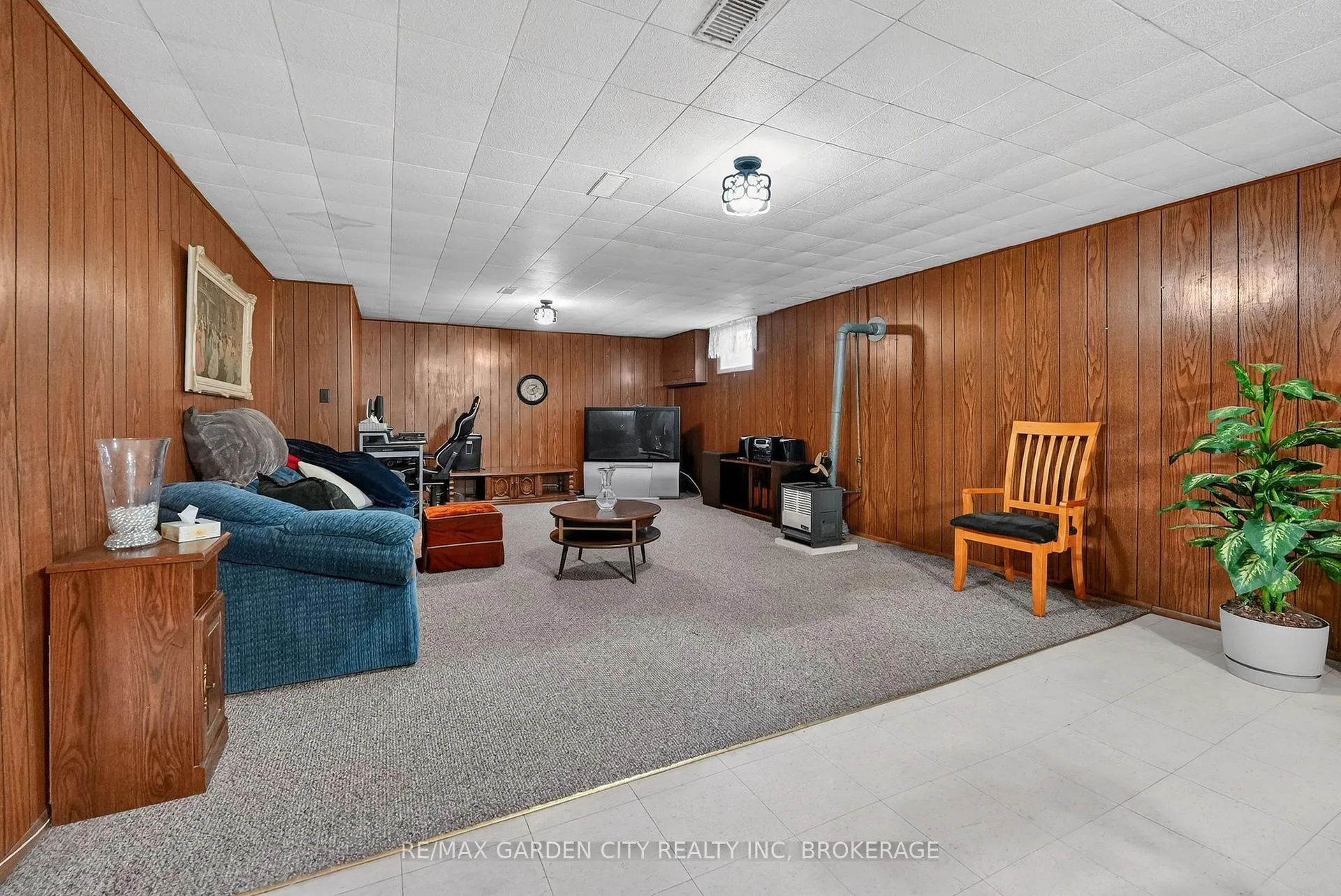 Photo 26 of 98 Golden Boulevard E, Welland, Lincoln/Crowland — HOMEH