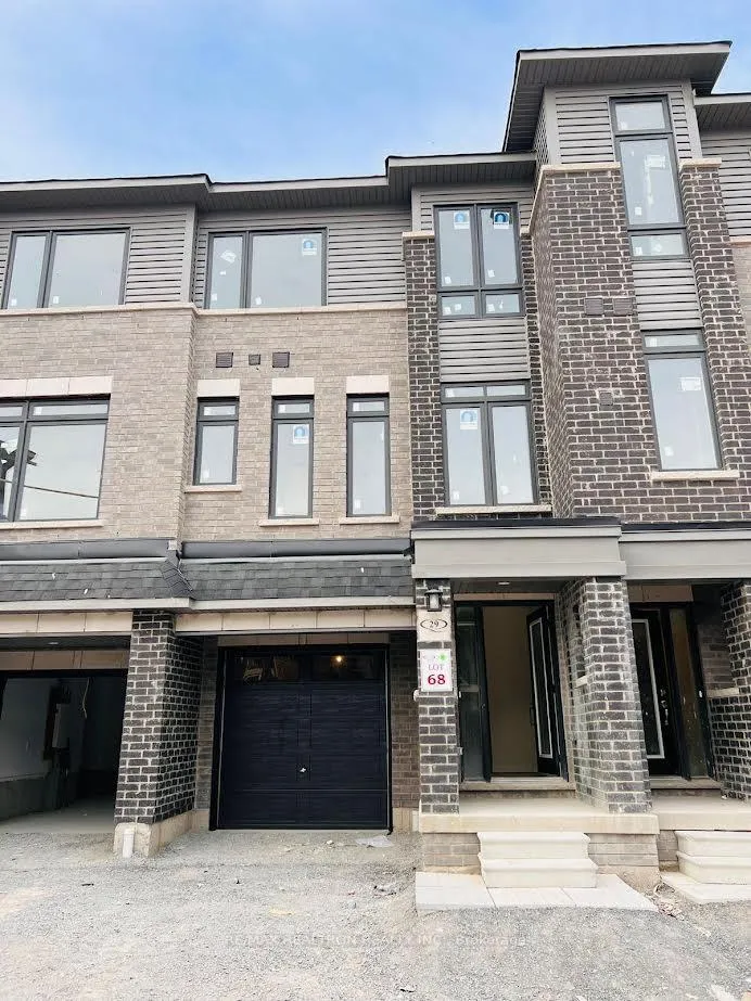 Photo 1 of 29 Esquire Way, Whitby, Taunton North — HOMEH