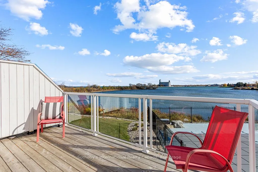 Photo 13 of 61 Cranberry Surf, Collingwood — HOMEH