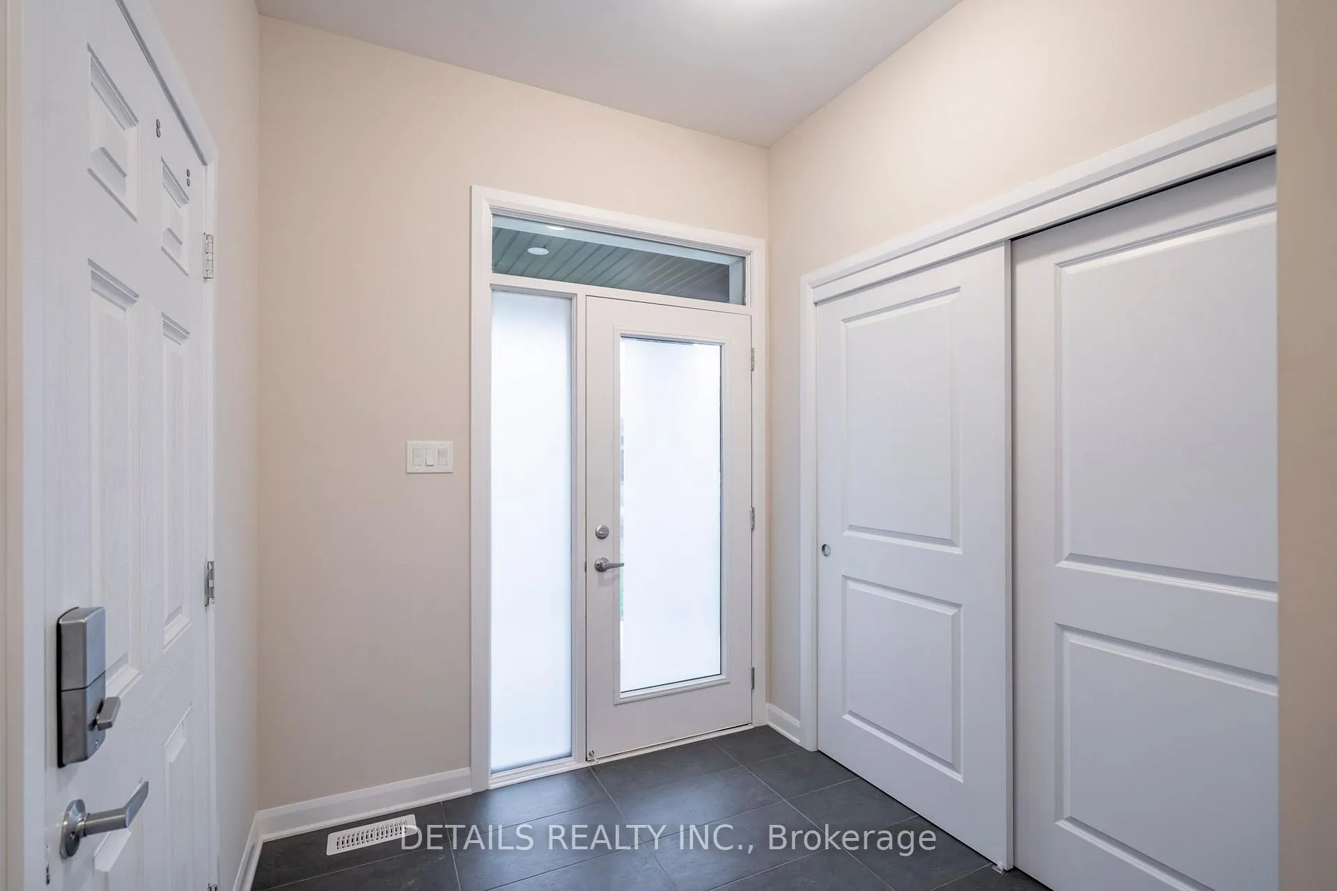 Photo 4 of 157 Gardenpost Terrace, Ottawa, Avalon West — HOMEH