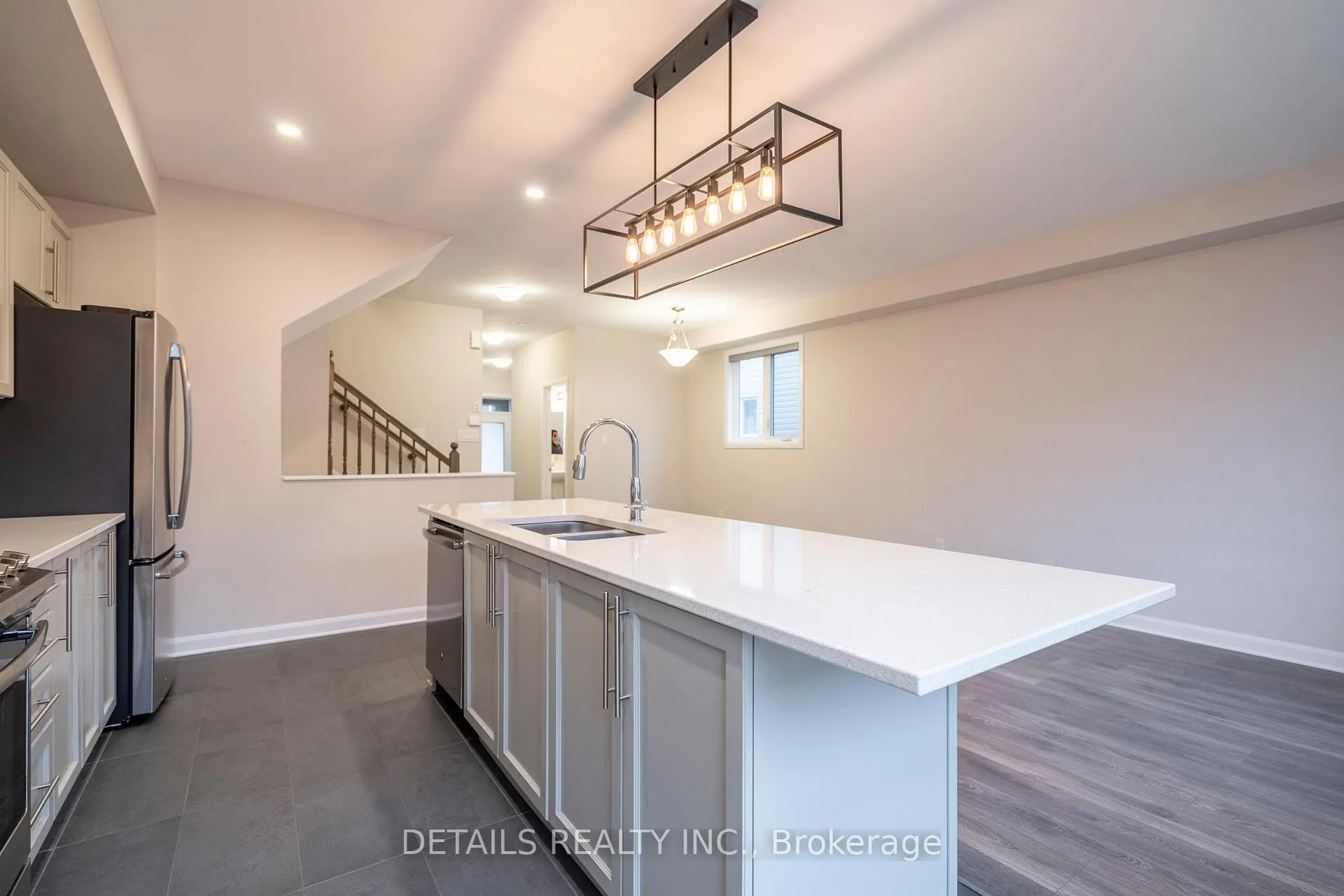 Photo 10 of 157 Gardenpost Terrace, Ottawa, Avalon West — HOMEH