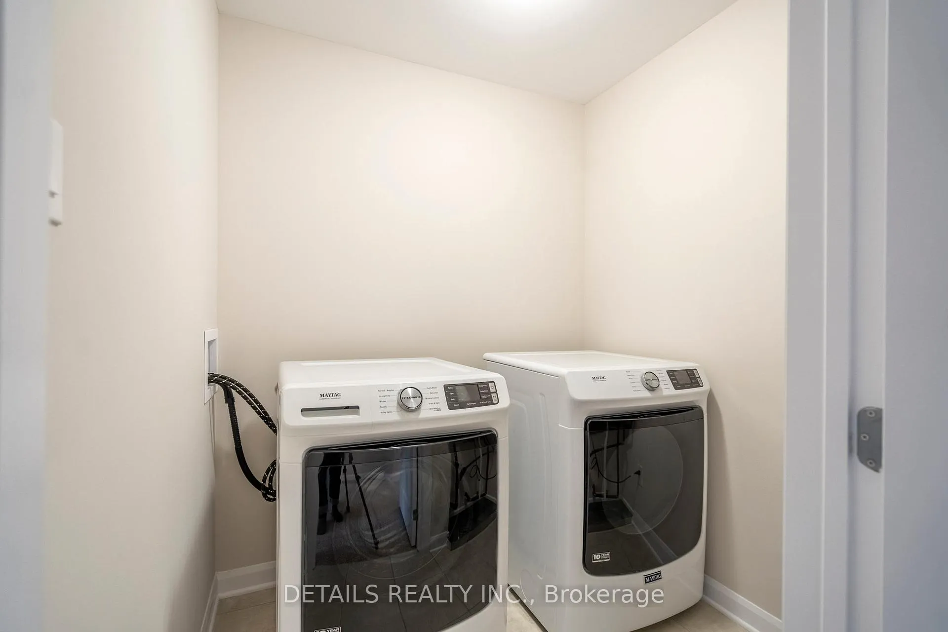 Photo 33 of 157 Gardenpost Terrace, Ottawa, Avalon West — HOMEH