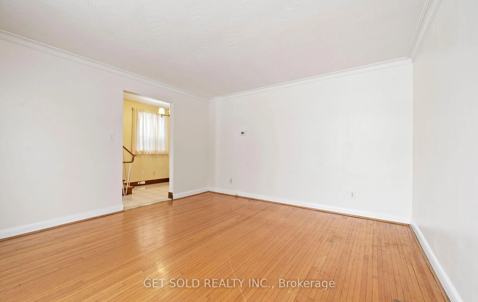 Photo 7 of 14 Burrard Road, Etobicoke, Elms-Old Rexdale — HOMEH