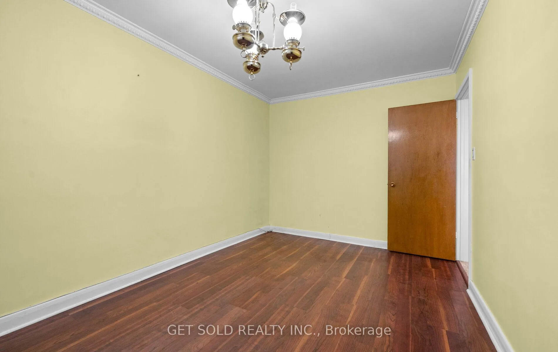 Photo 17 of 14 Burrard Road, Etobicoke, Elms-Old Rexdale — HOMEH