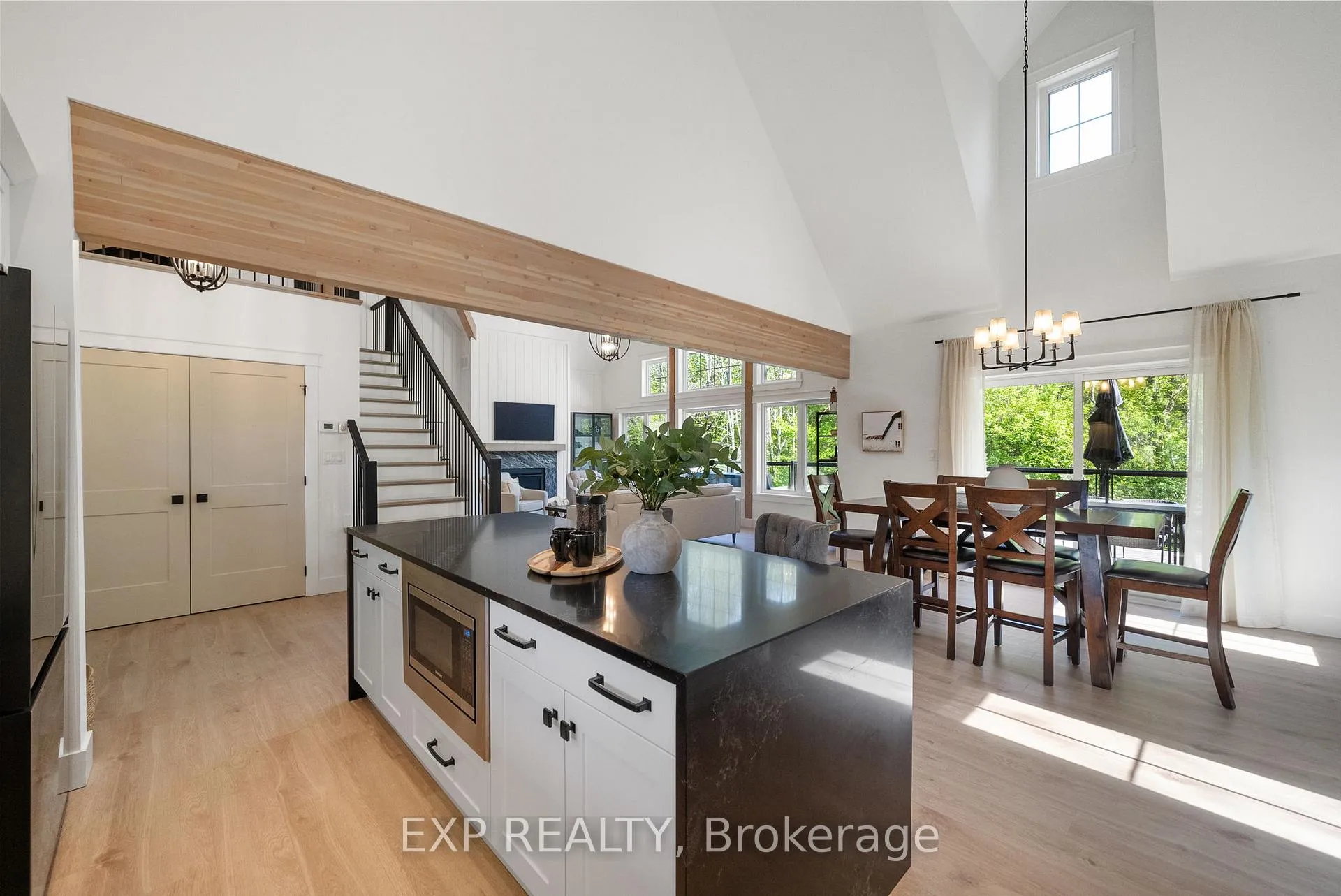 Photo 8 of 1499 Lakeside Drive, Prince Edward County, Ameliasburg Ward — HOMEH