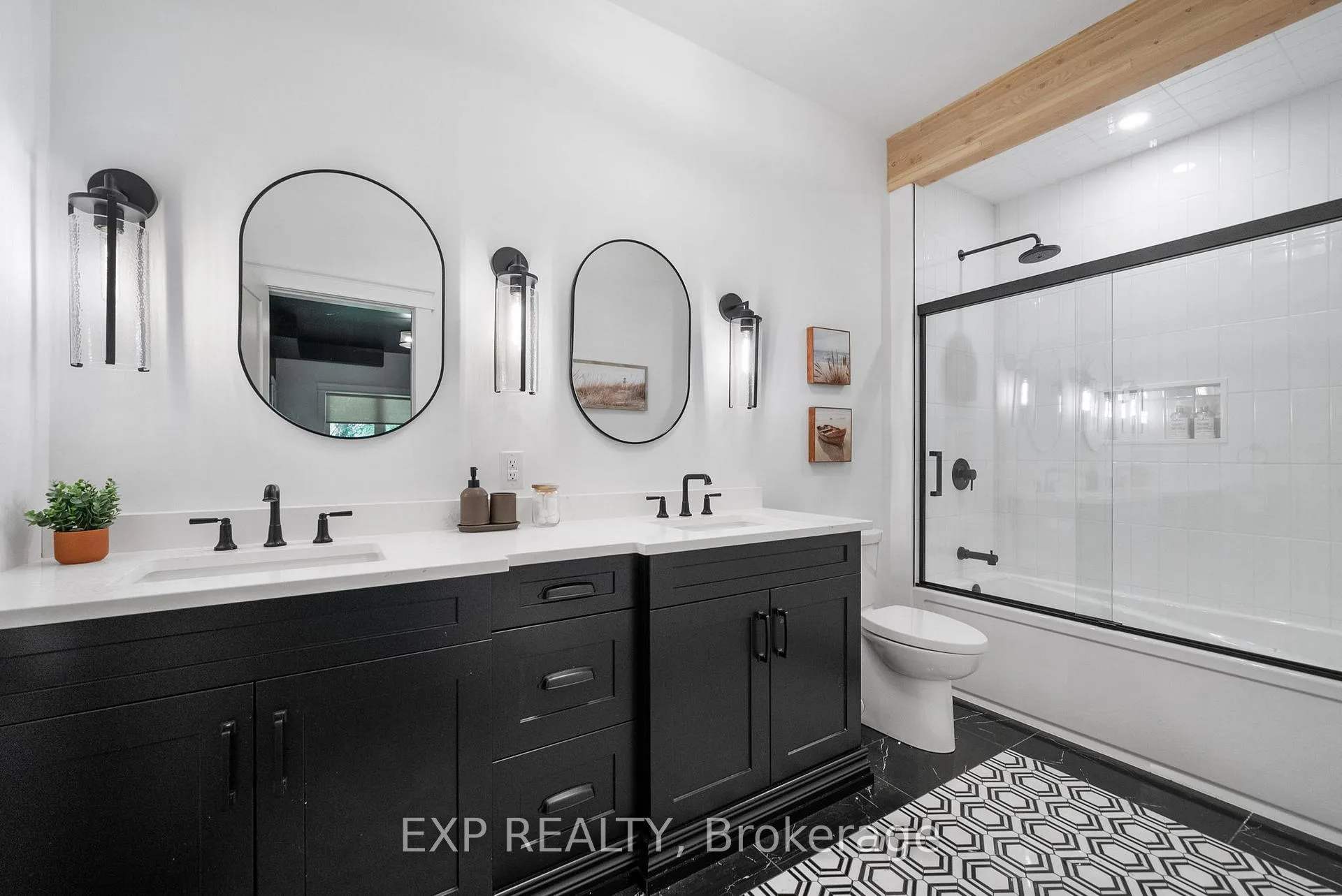 Photo 21 of 1499 Lakeside Drive, Prince Edward County, Ameliasburg Ward — HOMEH