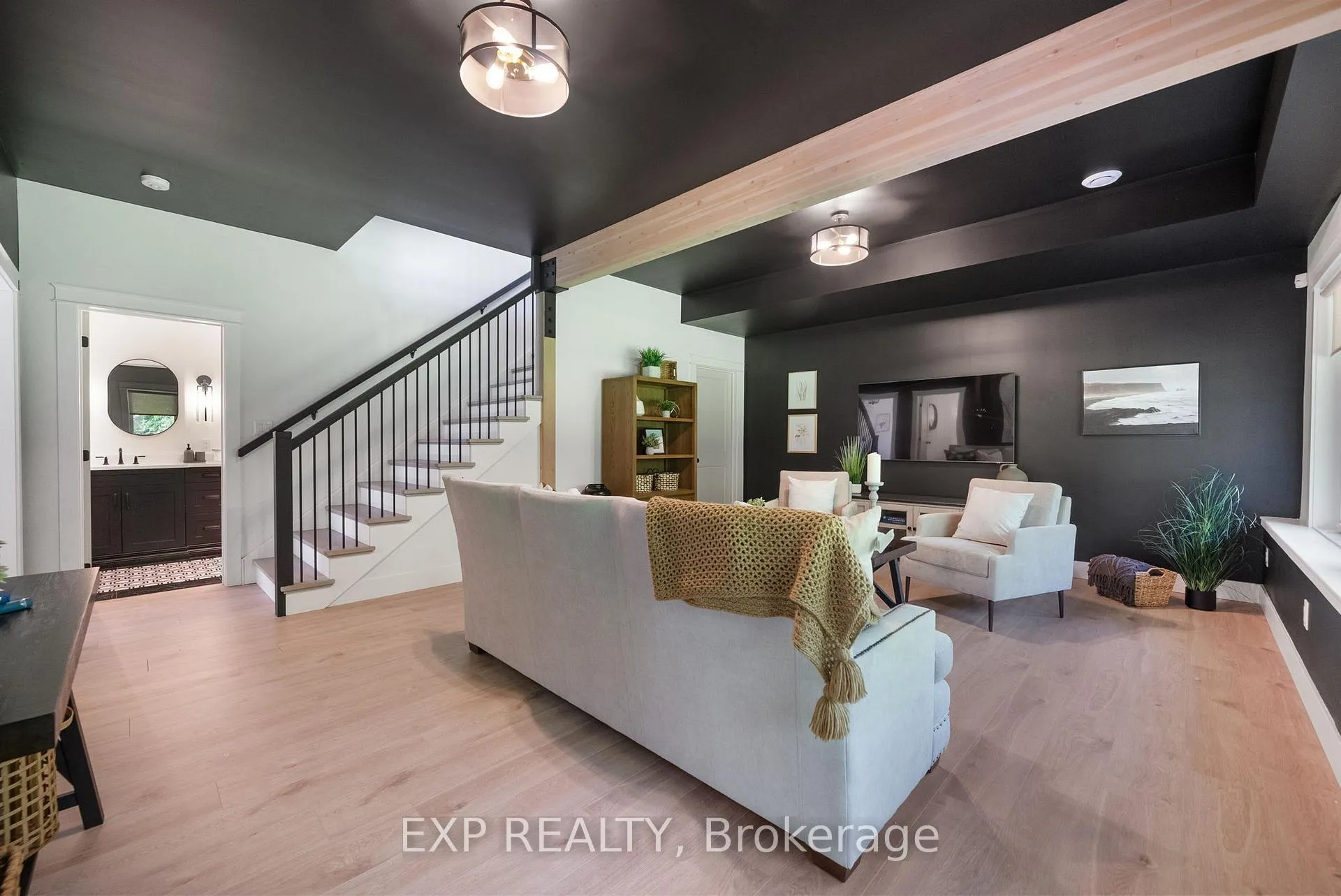 Photo 24 of 1499 Lakeside Drive, Prince Edward County, Ameliasburg Ward — HOMEH