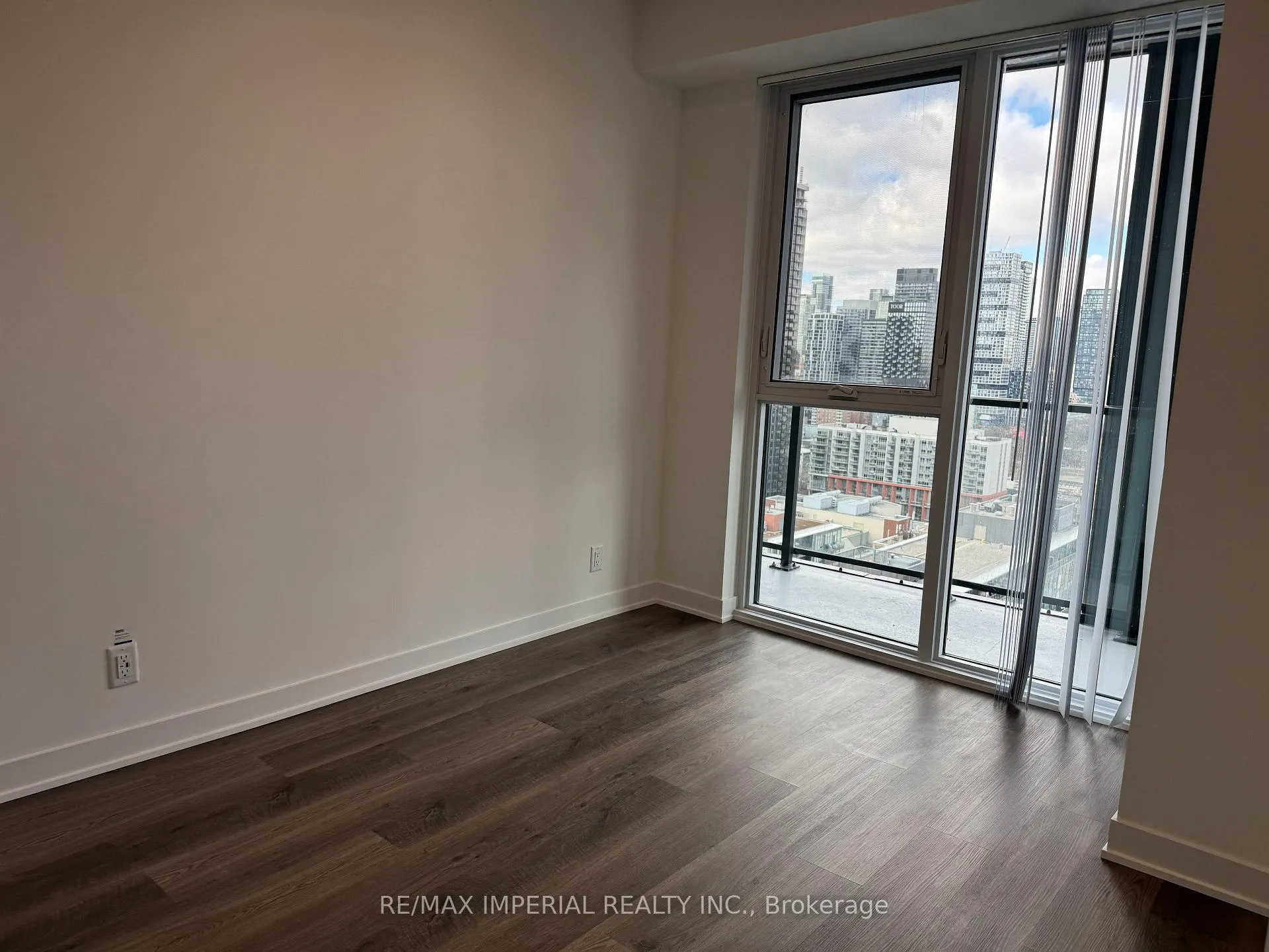 Photo 13 of Unit 2815, 180 Front Street E, Toronto, Moss Park — HOMEH