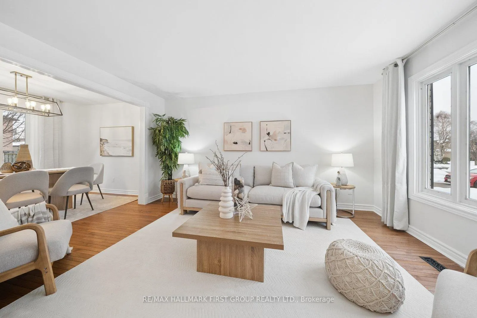 Photo 2 of 621 Beckworth Square, Pickering, Amberlea — HOMEH