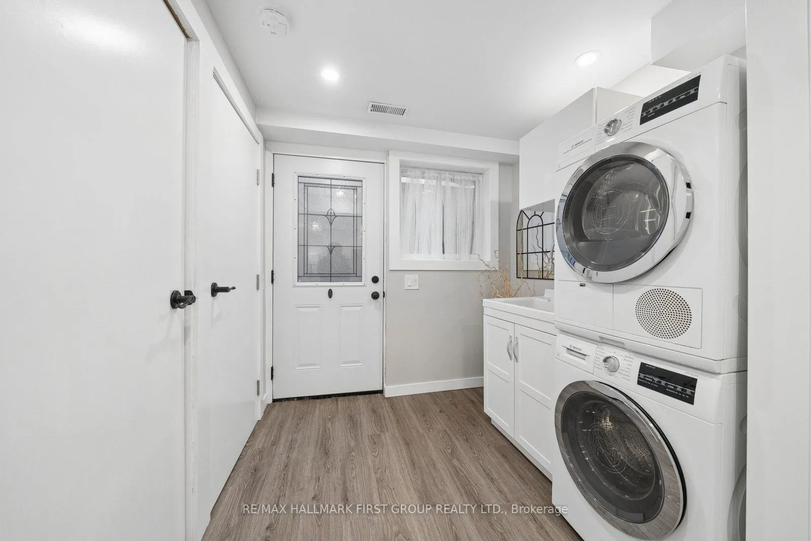 Photo 22 of 621 Beckworth Square, Pickering, Amberlea — HOMEH