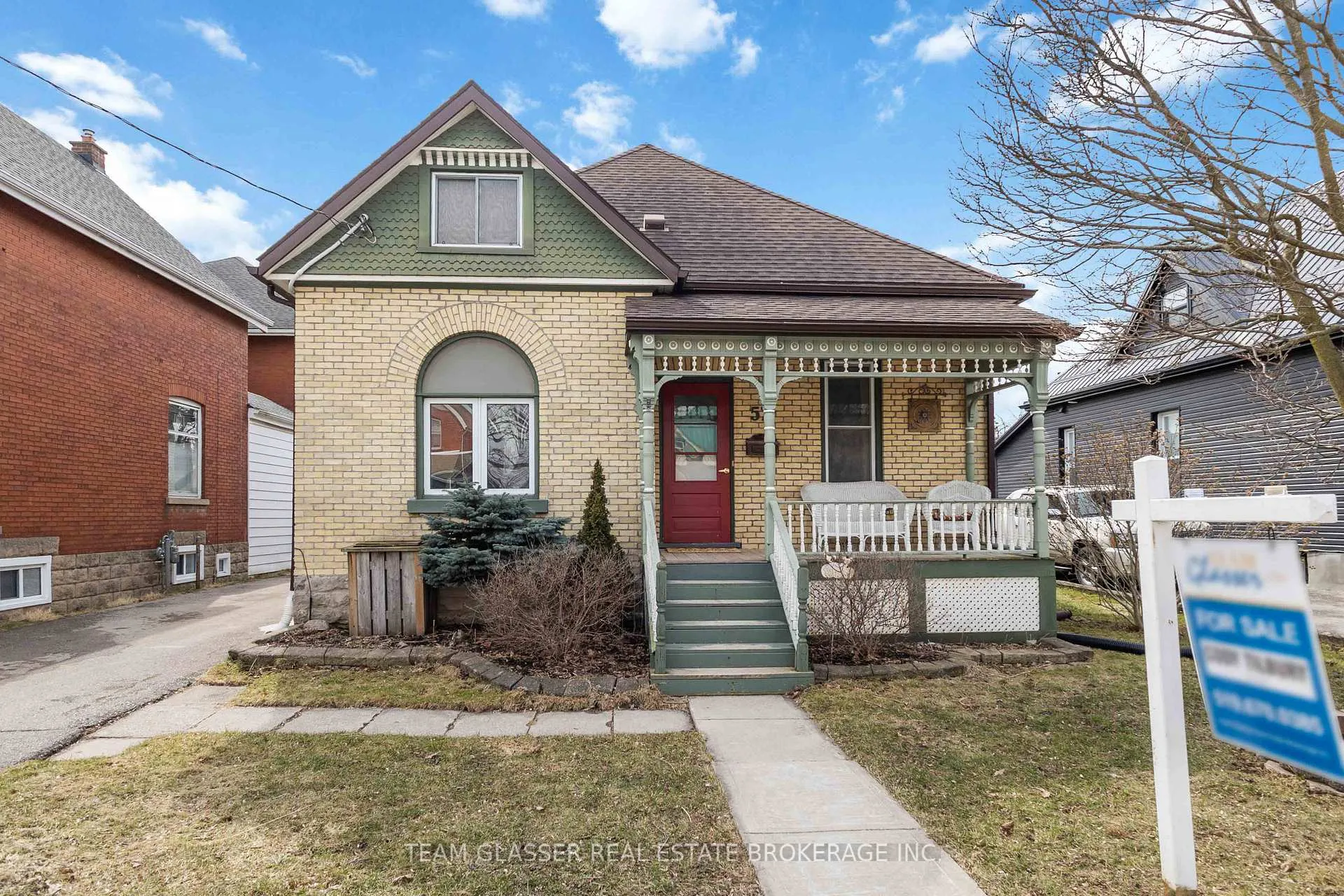 Photo 2 of 57 Locust Street, St. Thomas — HOMEH