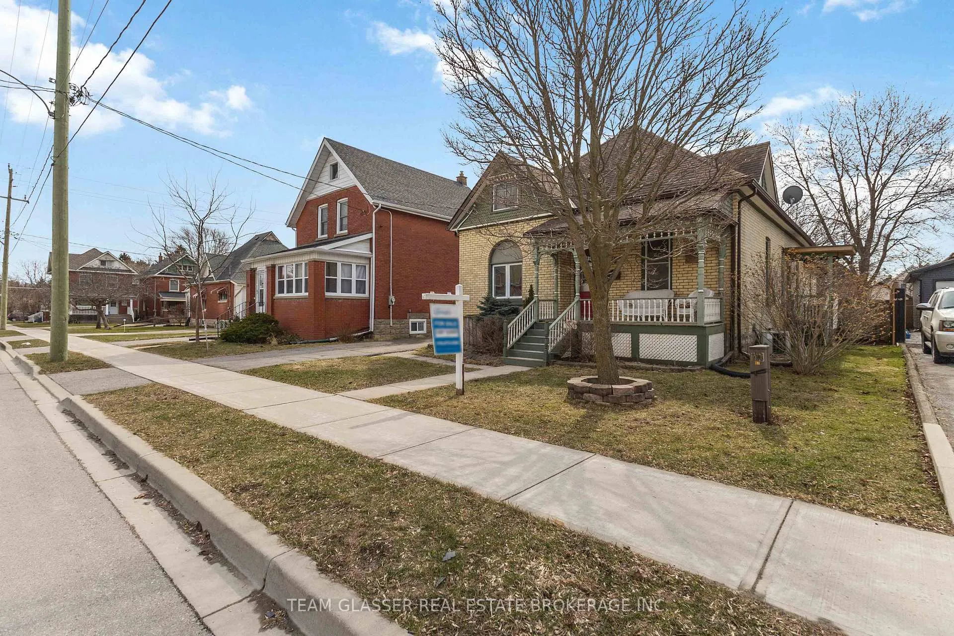 Photo 3 of 57 Locust Street, St. Thomas — HOMEH