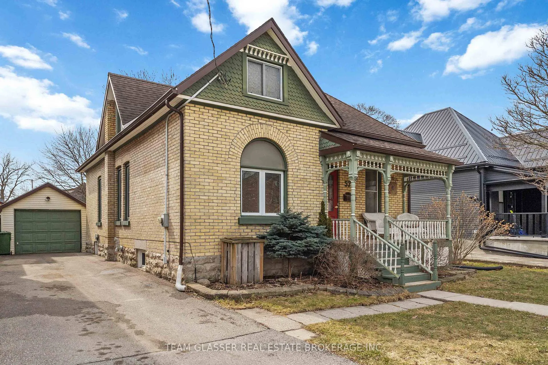 Photo 7 of 57 Locust Street, St. Thomas — HOMEH