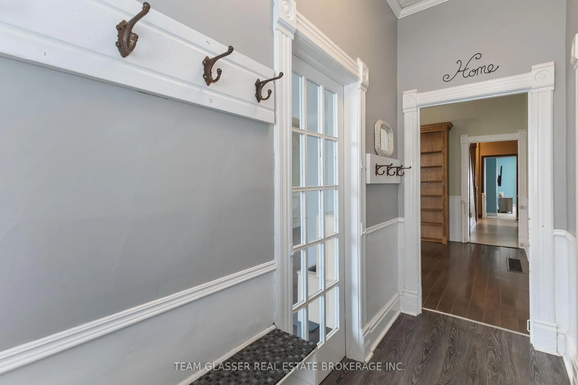 Photo 10 of 57 Locust Street, St. Thomas — HOMEH
