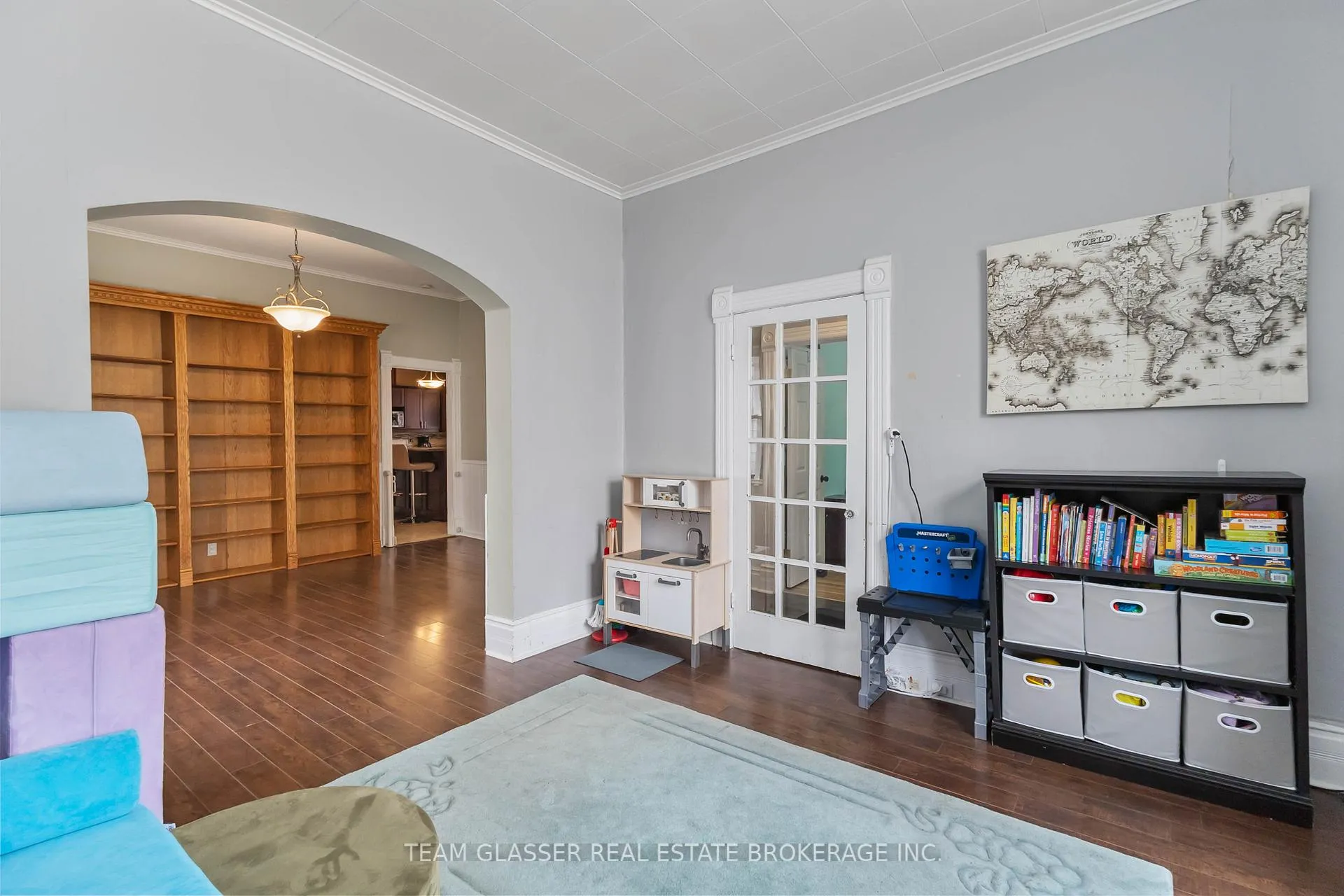 Photo 12 of 57 Locust Street, St. Thomas — HOMEH