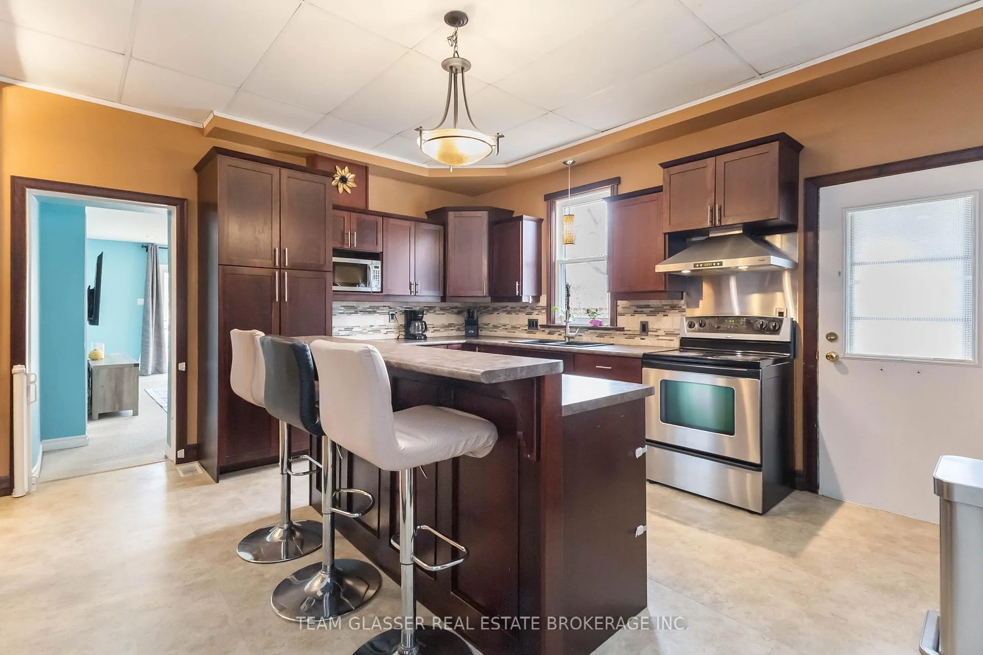 Photo 18 of 57 Locust Street, St. Thomas — HOMEH