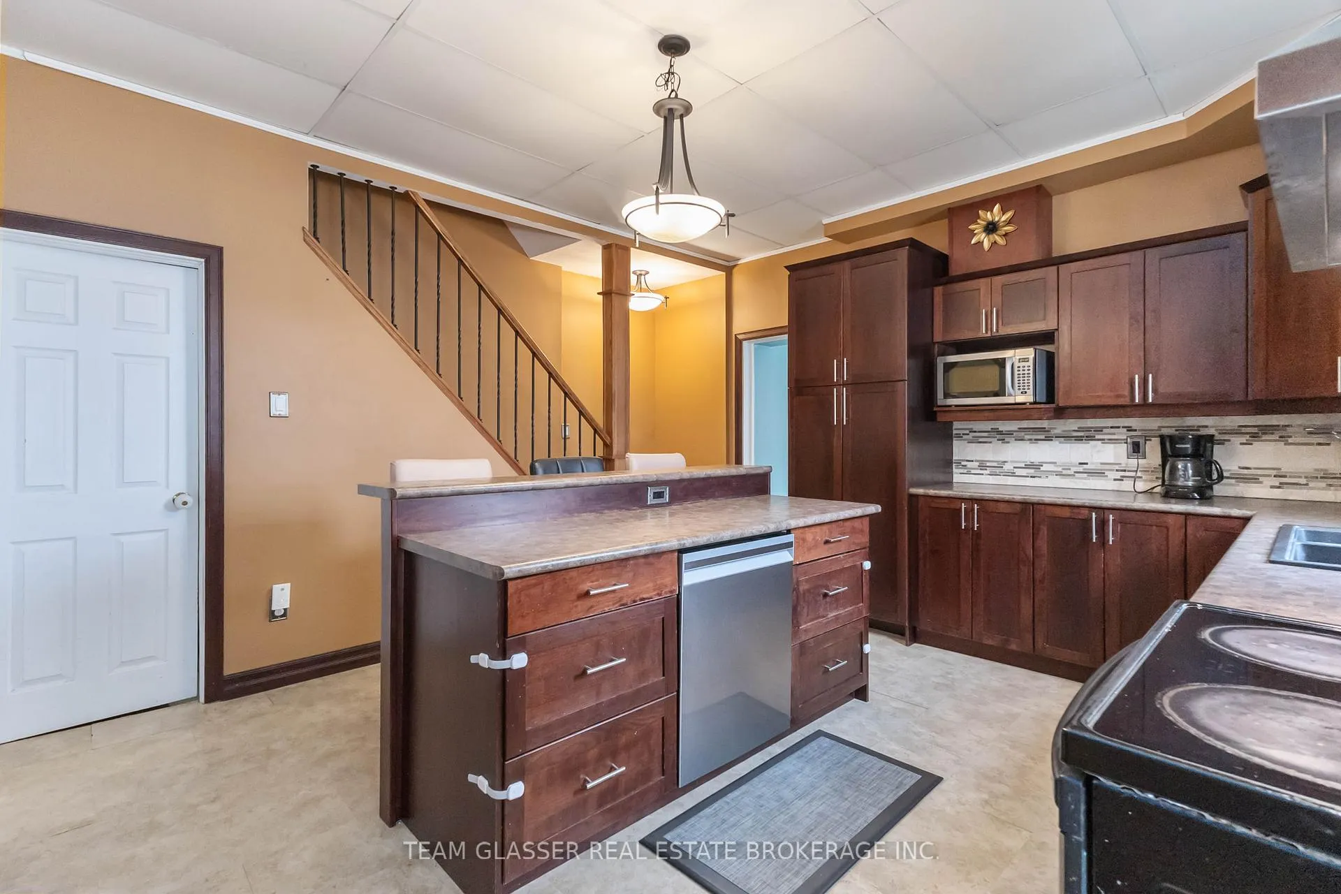 Photo 19 of 57 Locust Street, St. Thomas — HOMEH