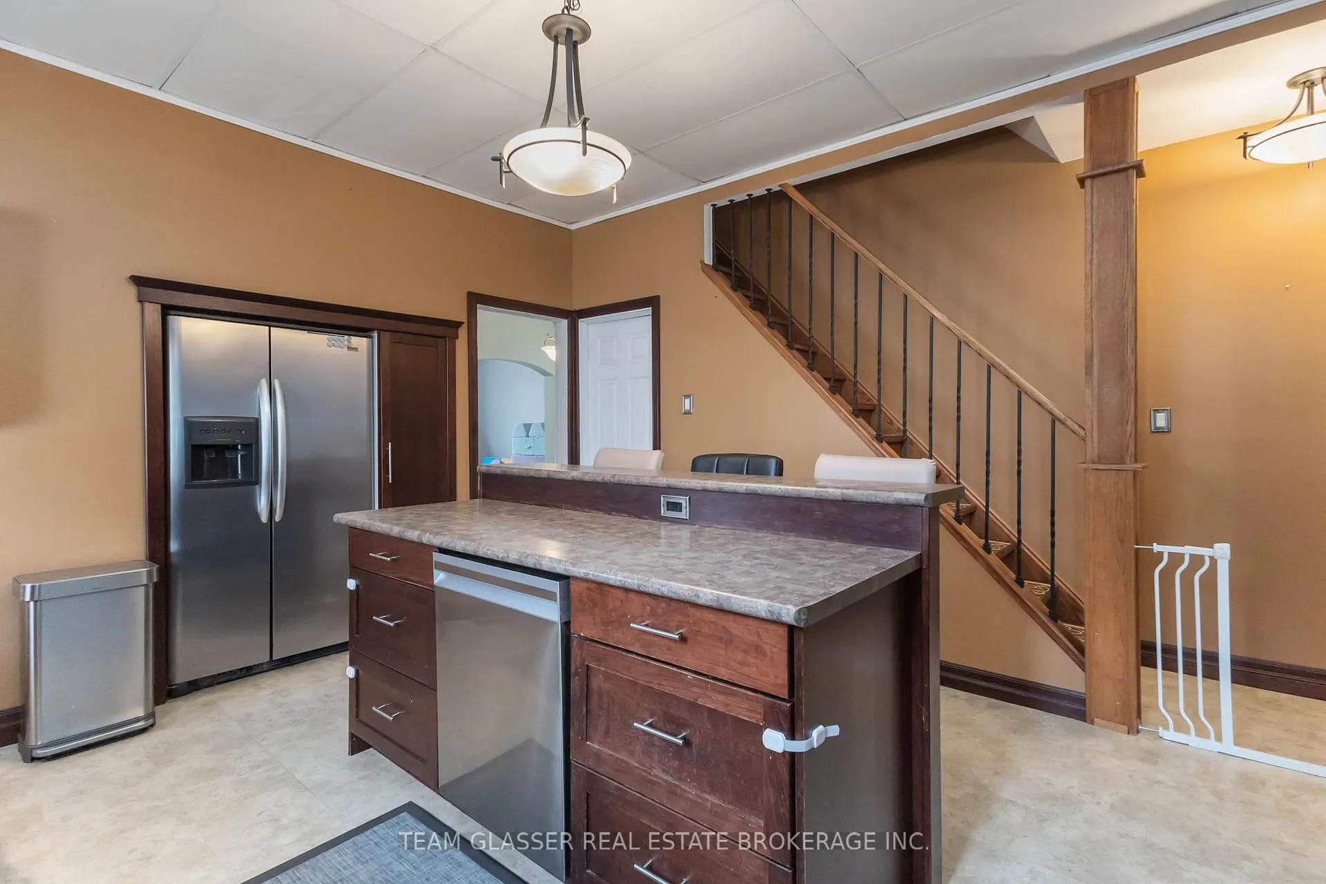 Photo 22 of 57 Locust Street, St. Thomas — HOMEH