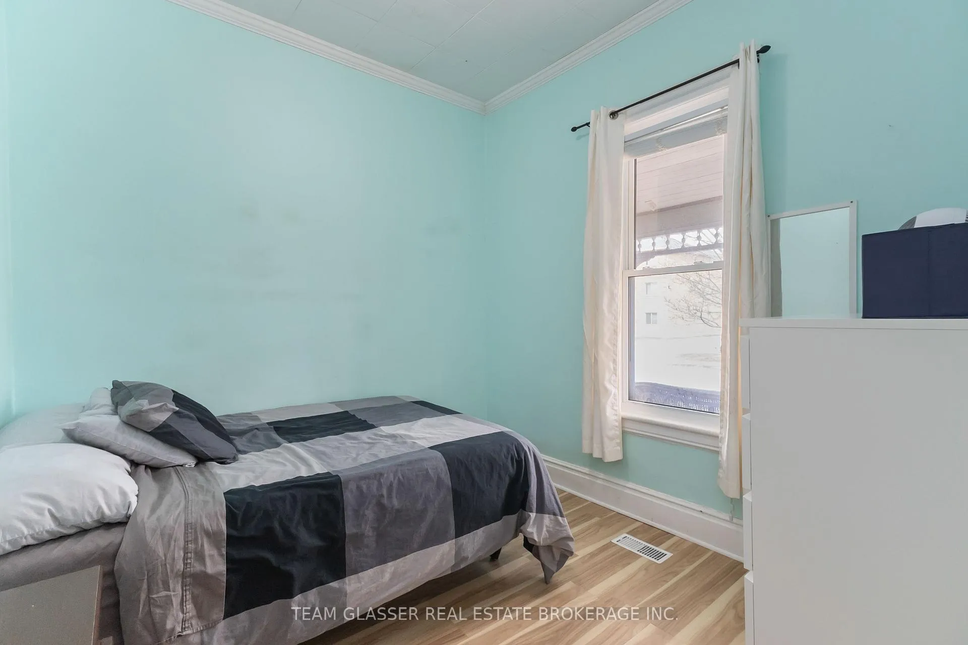 Photo 27 of 57 Locust Street, St. Thomas — HOMEH