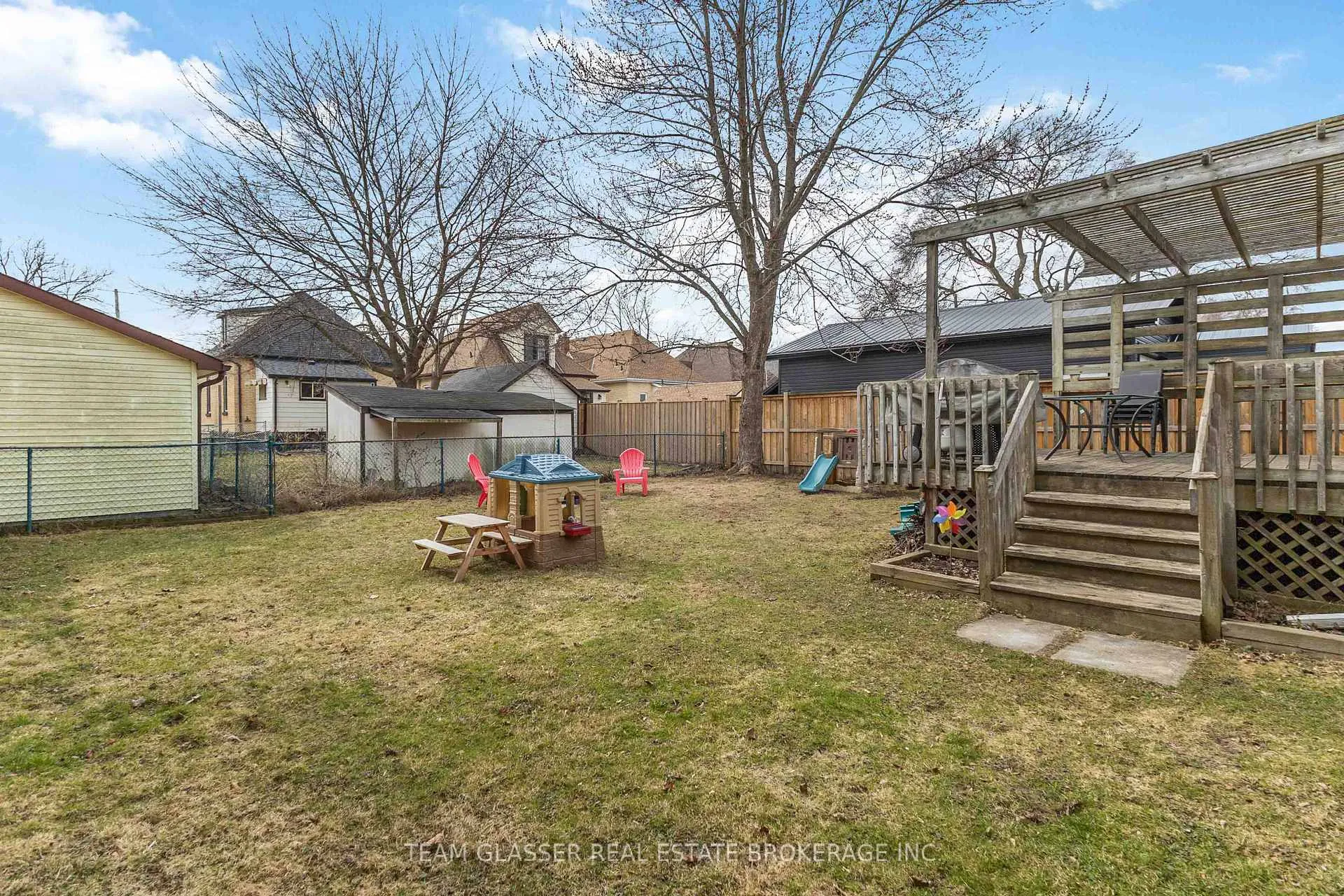 Photo 41 of 57 Locust Street, St. Thomas — HOMEH