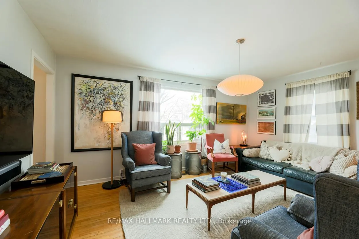 Photo 5 of 6 Warvet Crescent, Toronto, O'Connor-Parkview — HOMEH