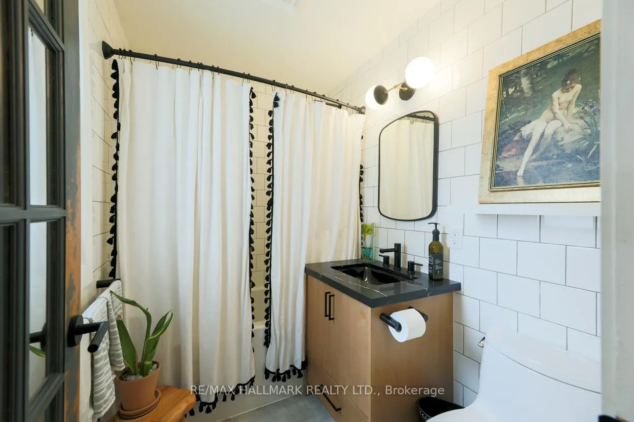 Photo 12 of 6 Warvet Crescent, Toronto, O'Connor-Parkview — HOMEH