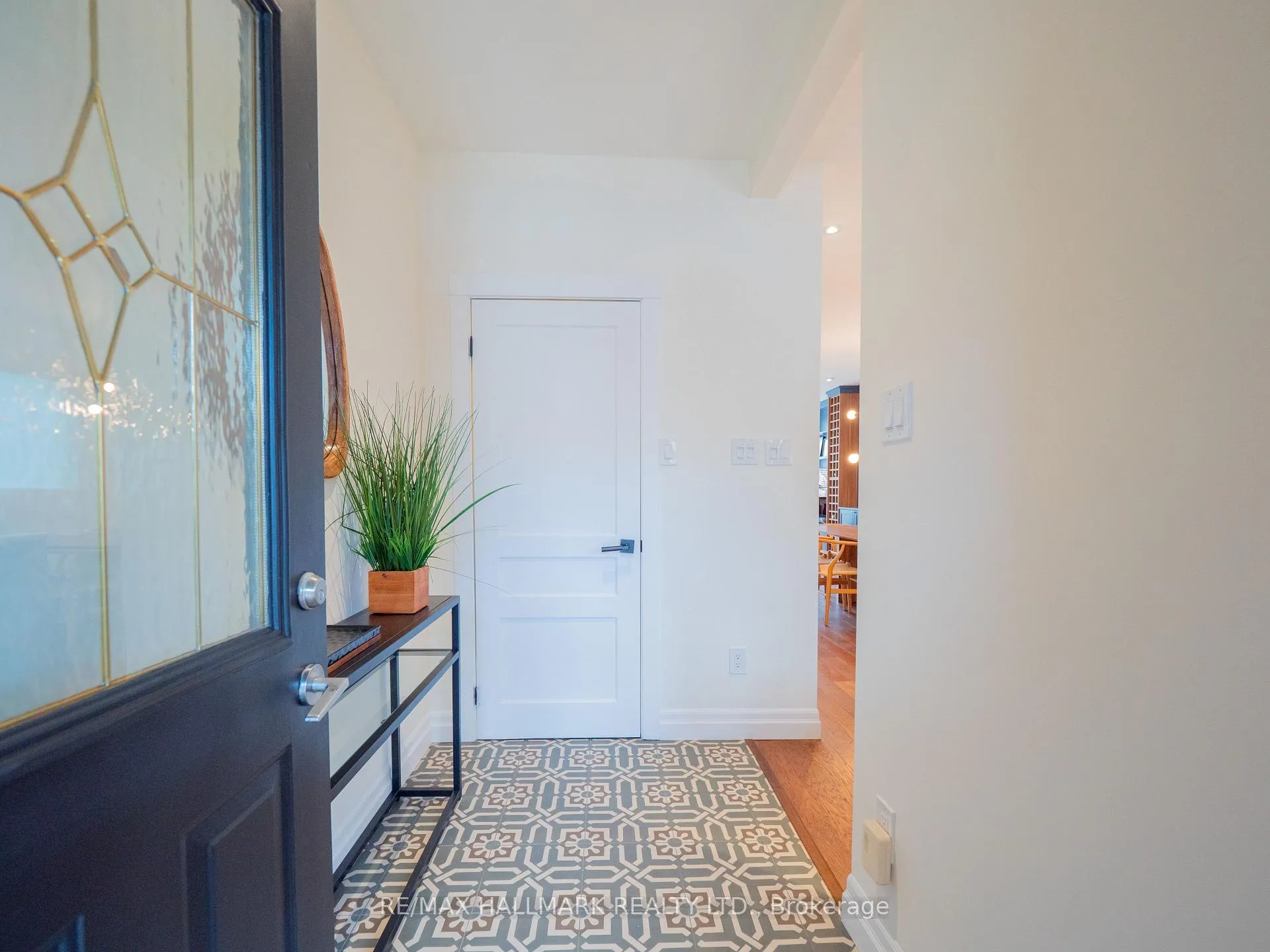 Photo 4 of 55 Galt Avenue, Toronto, South Riverdale — HOMEH