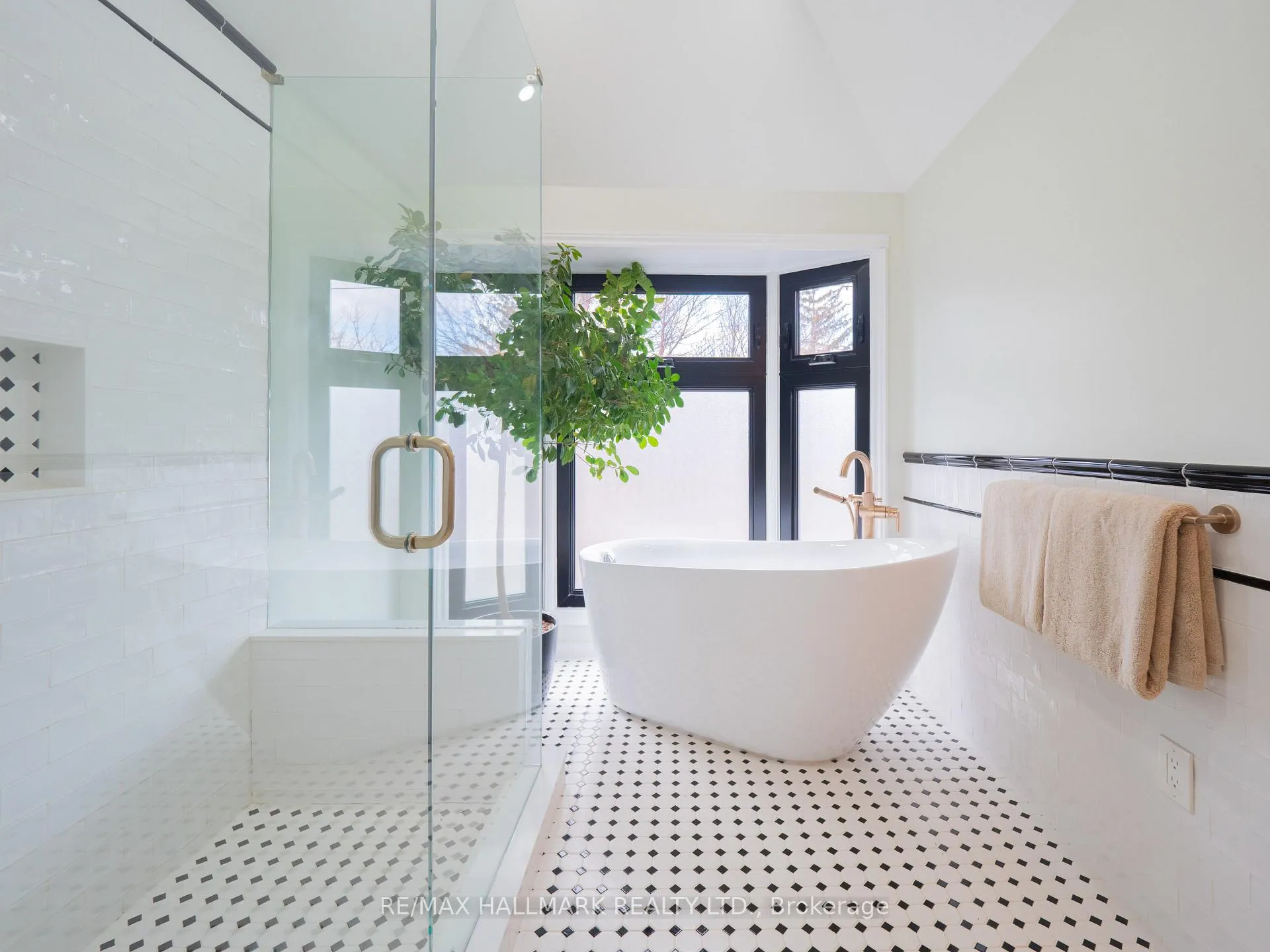 Photo 37 of 55 Galt Avenue, Toronto, South Riverdale — HOMEH
