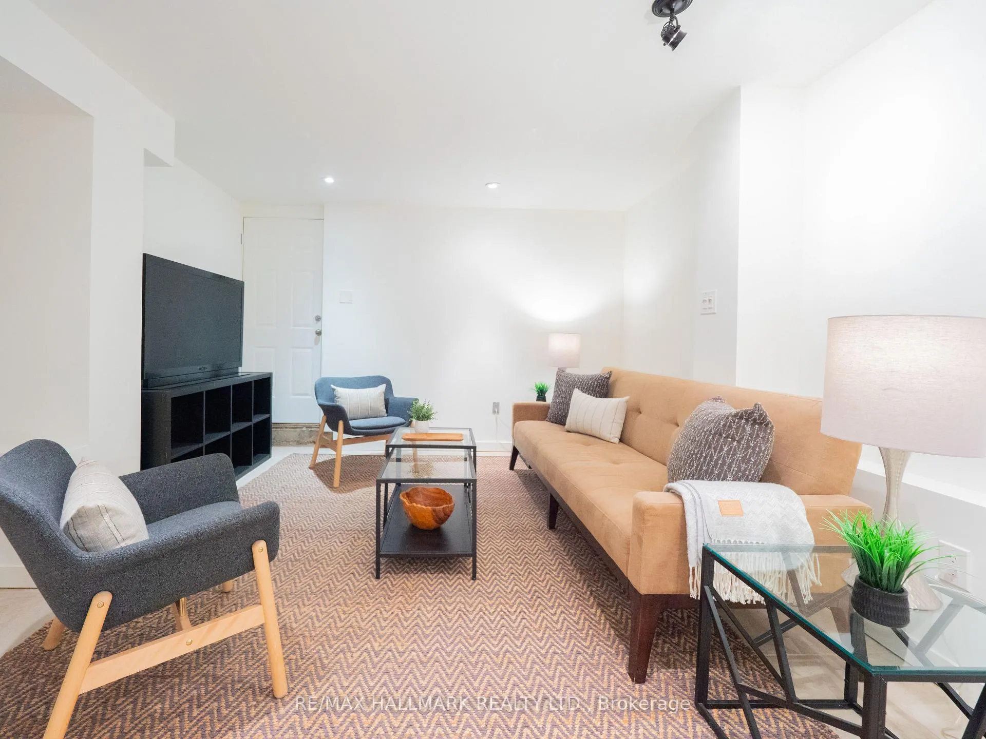 Photo 41 of 55 Galt Avenue, Toronto, South Riverdale — HOMEH