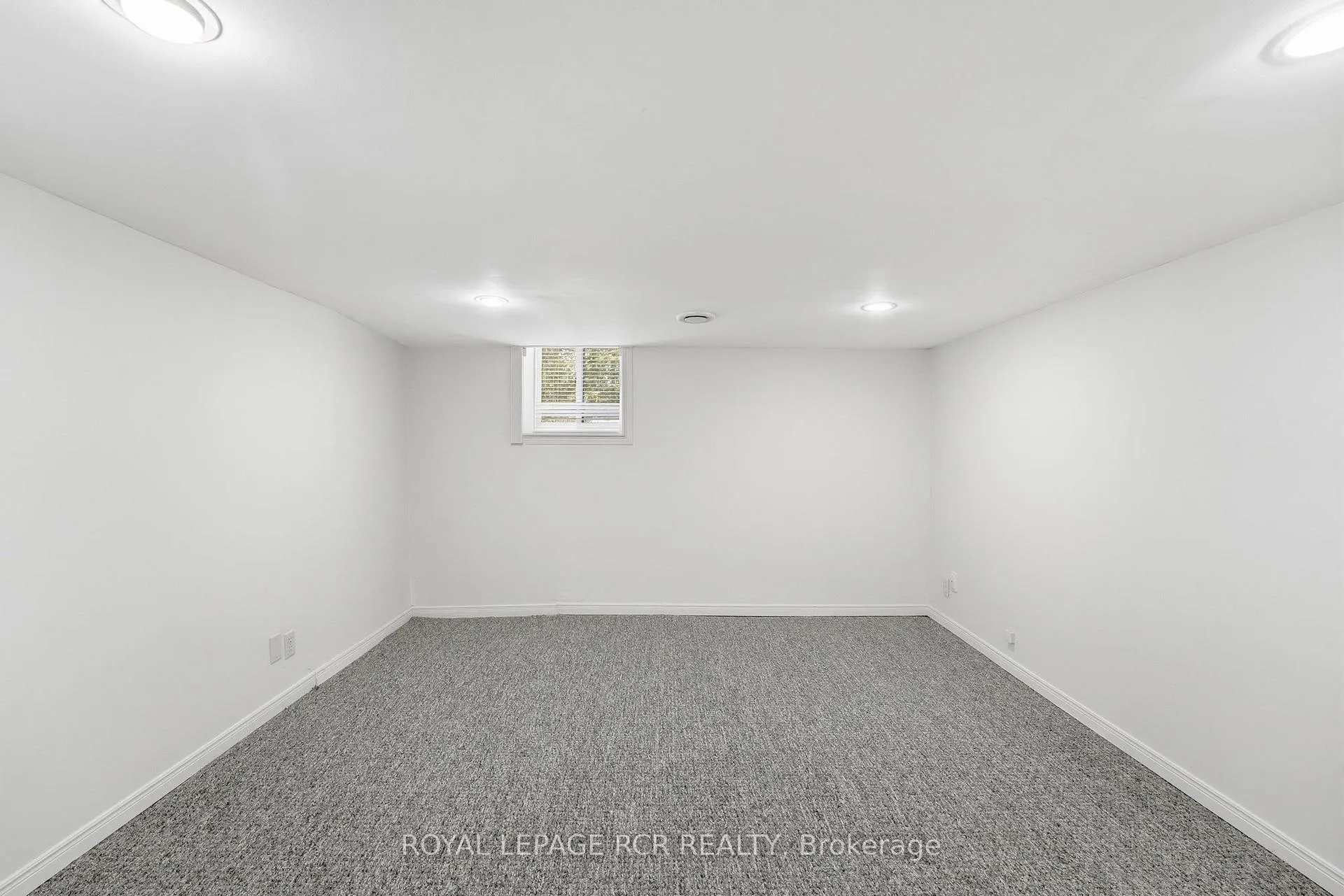 Photo 12 of 83 Industrial Parkway S, Aurora, Aurora Village — HOMEH