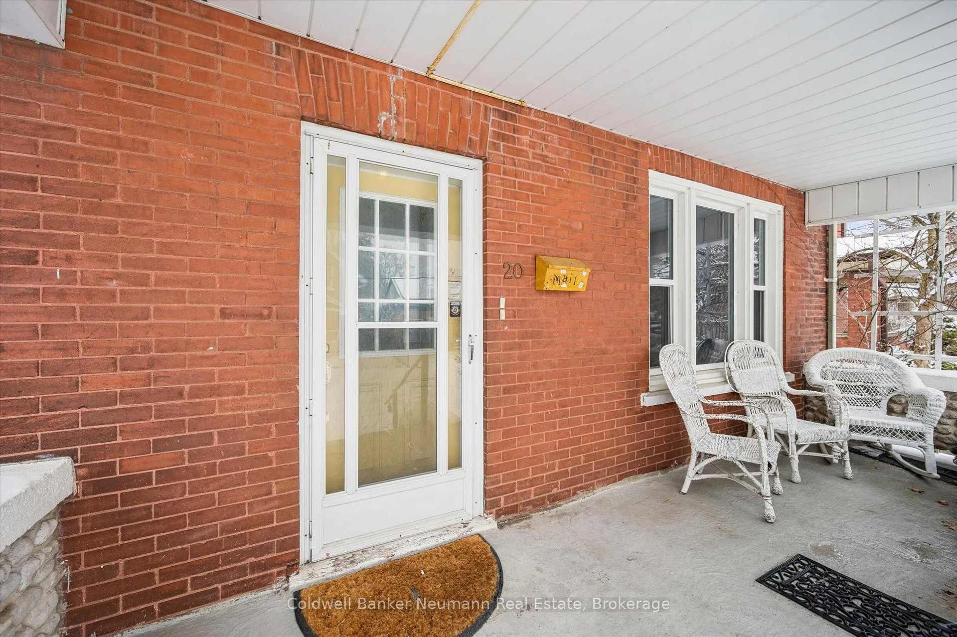 Photo 7 of 20 Brunswick Avenue, Kitchener — HOMEH