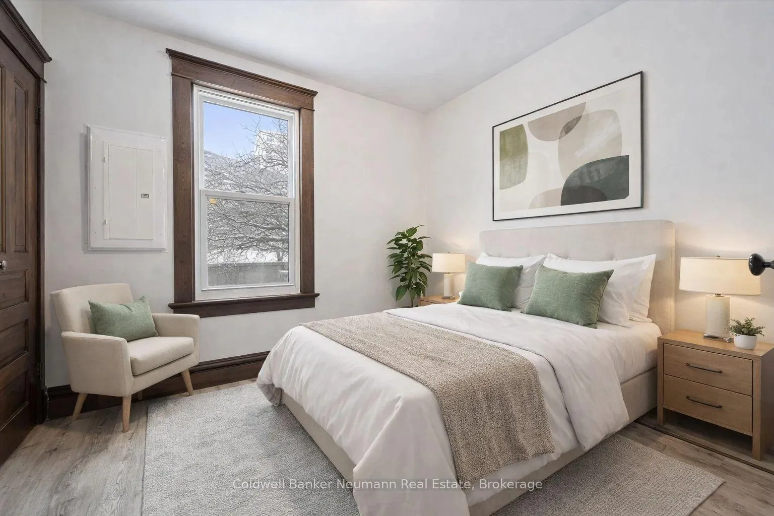 Photo 24 of 20 Brunswick Avenue, Kitchener — HOMEH