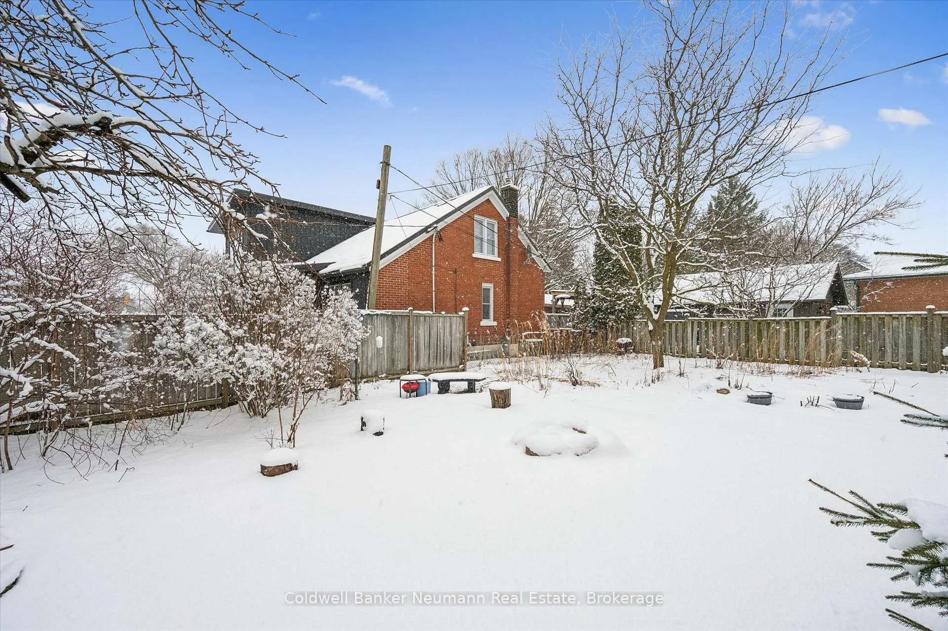 Photo 41 of 20 Brunswick Avenue, Kitchener — HOMEH