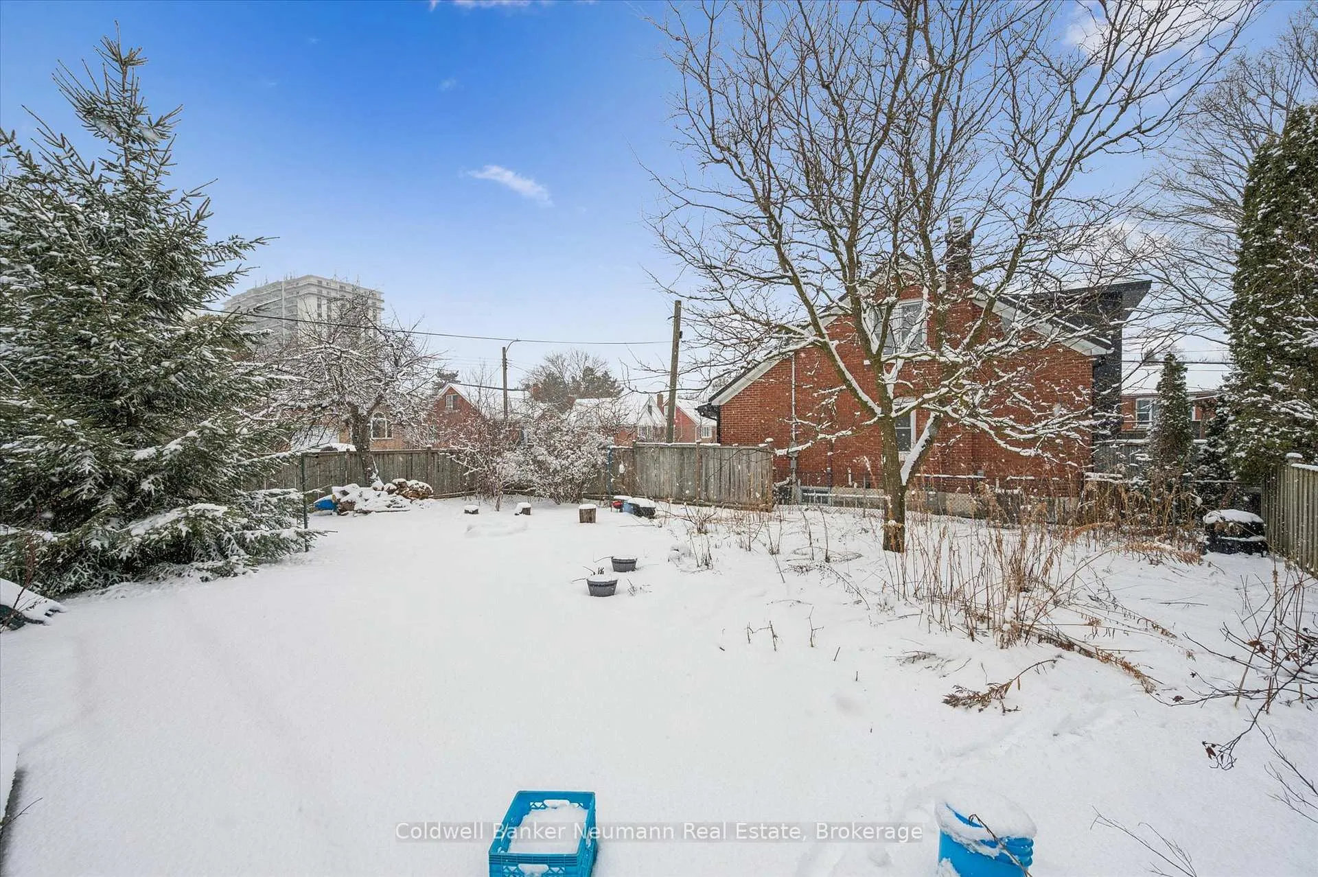 Photo 44 of 20 Brunswick Avenue, Kitchener — HOMEH