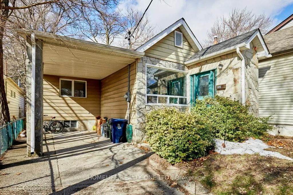 Photo 3 of 262 Glebemount Avenue, Toronto, Danforth Village-East York — HOMEH