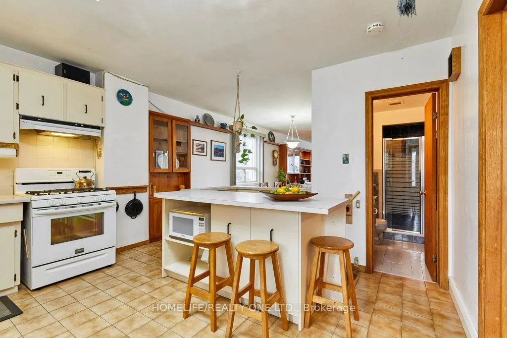 Photo 15 of 262 Glebemount Avenue, Toronto, Danforth Village-East York — HOMEH
