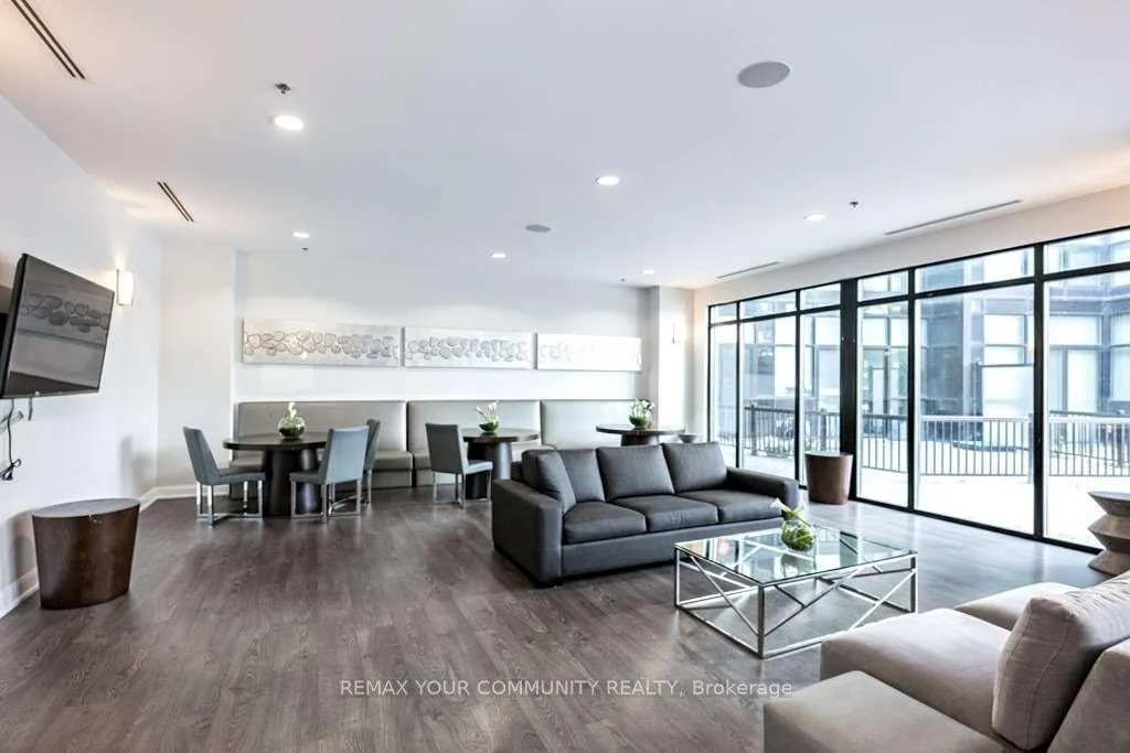 Photo 10 of Unit 2501, 2910 Highway 7 Road, Vaughan, Concord — HOMEH