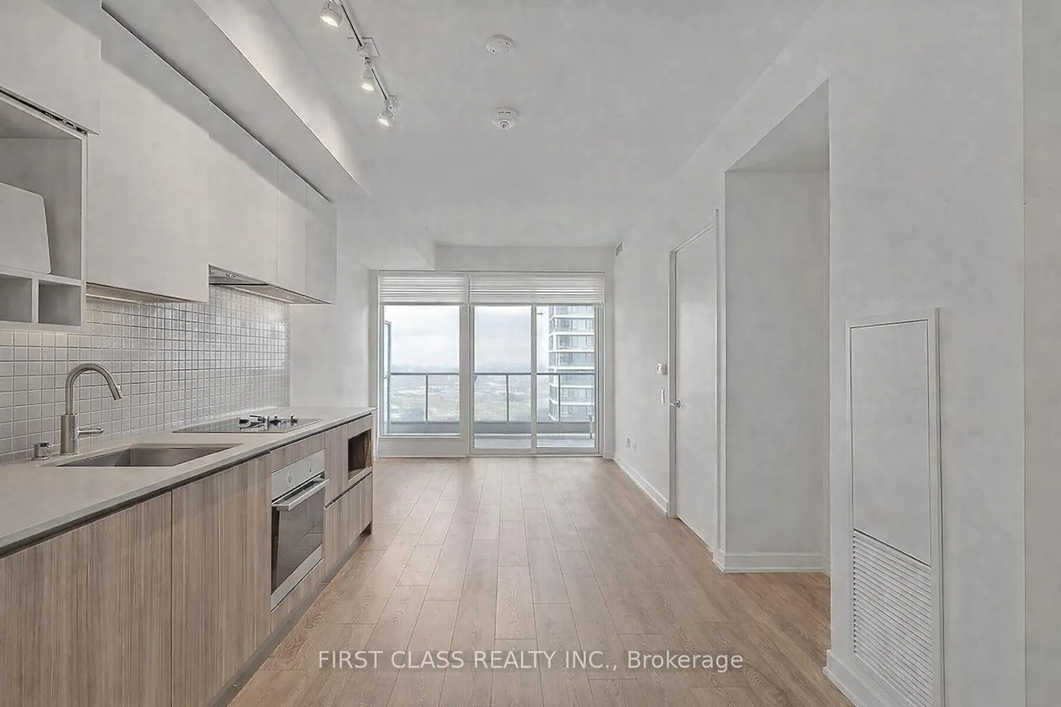 Photo 1 of Unit 5507, 898 Portage Parkway, Vaughan, Vaughan Corporate Centre — HOMEH